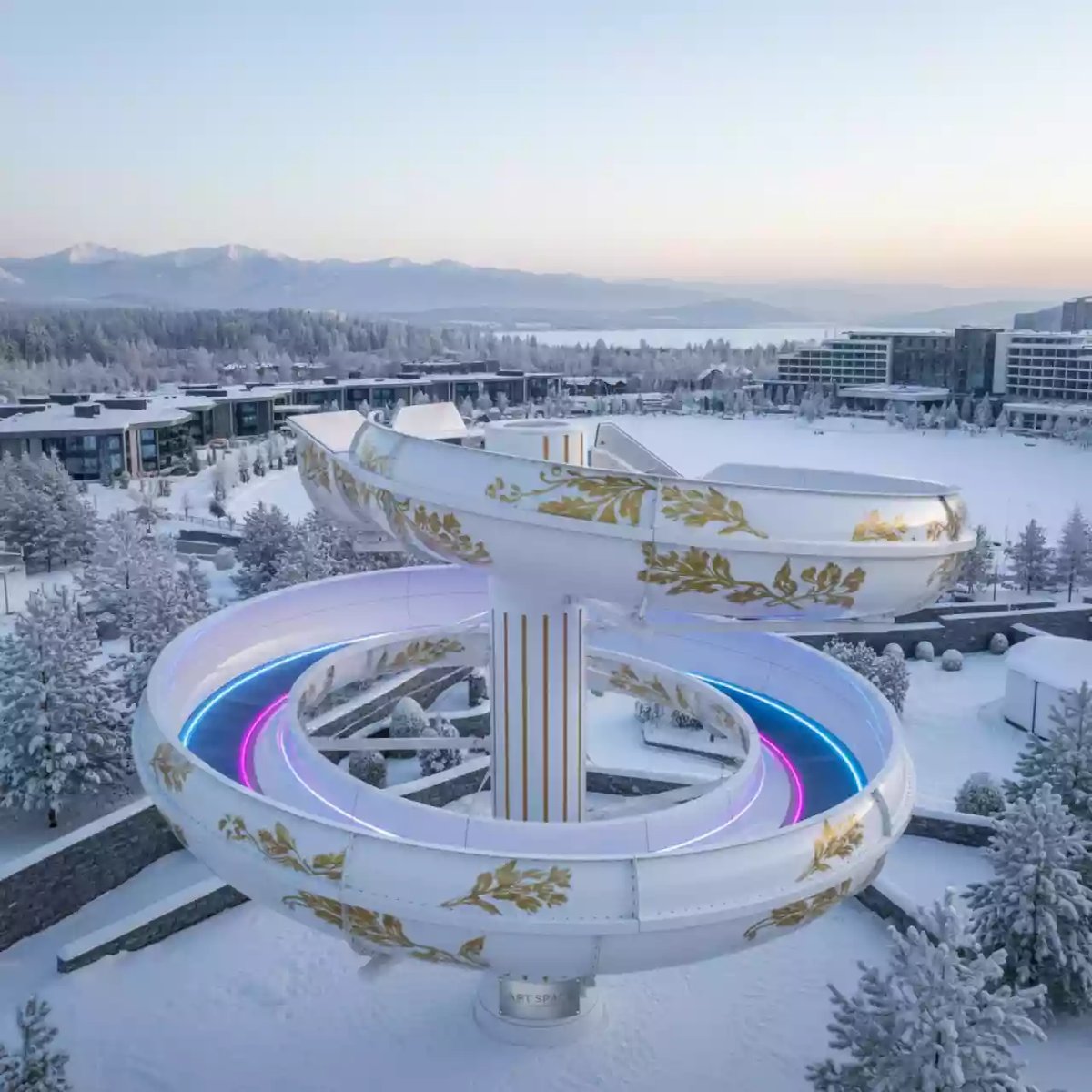 Аренда Аттракцион водный Горка Стелла в Radisson Collection Paradise — ART SPACE