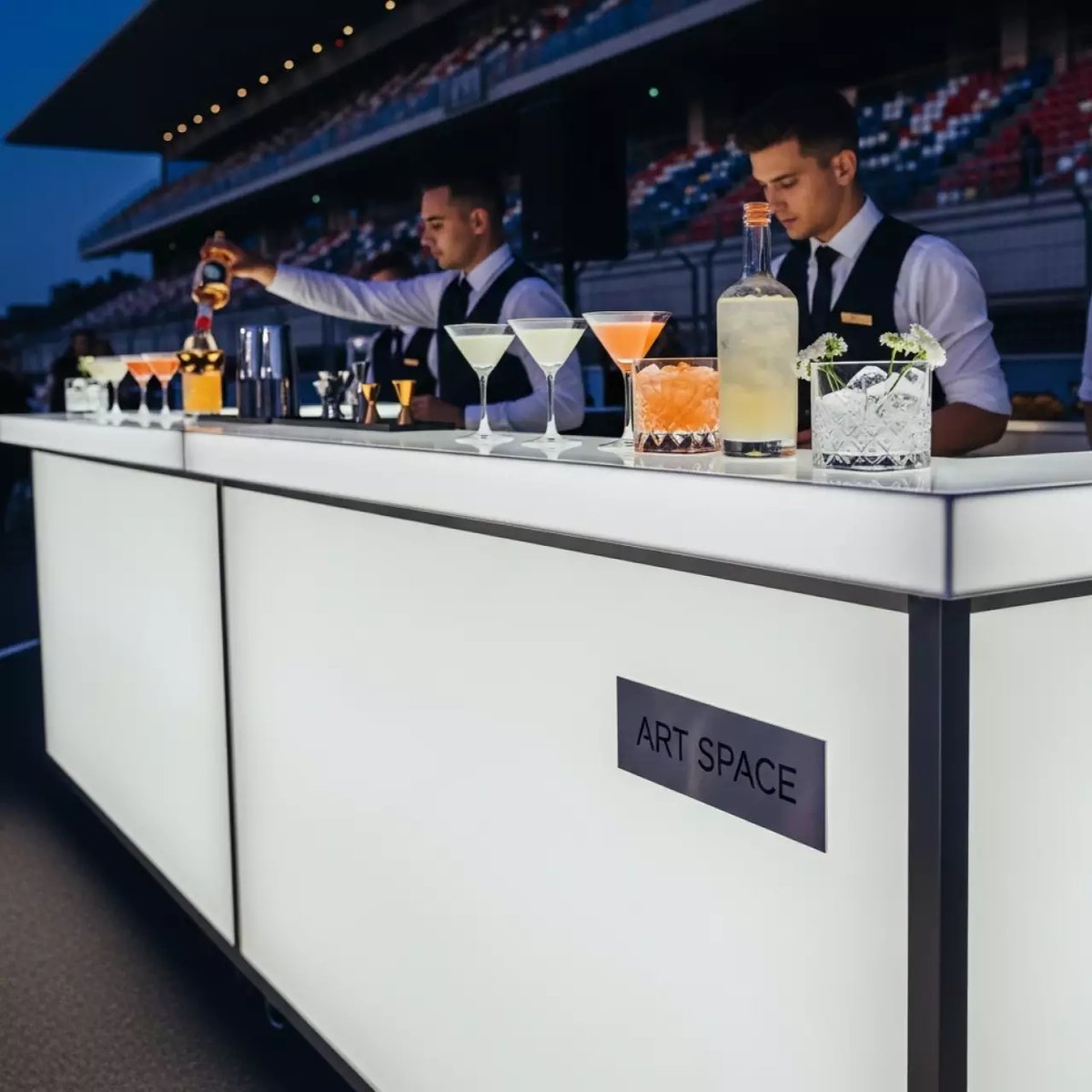 Аренда Бар мобильный на Сочи Автодроме — ART SPACE