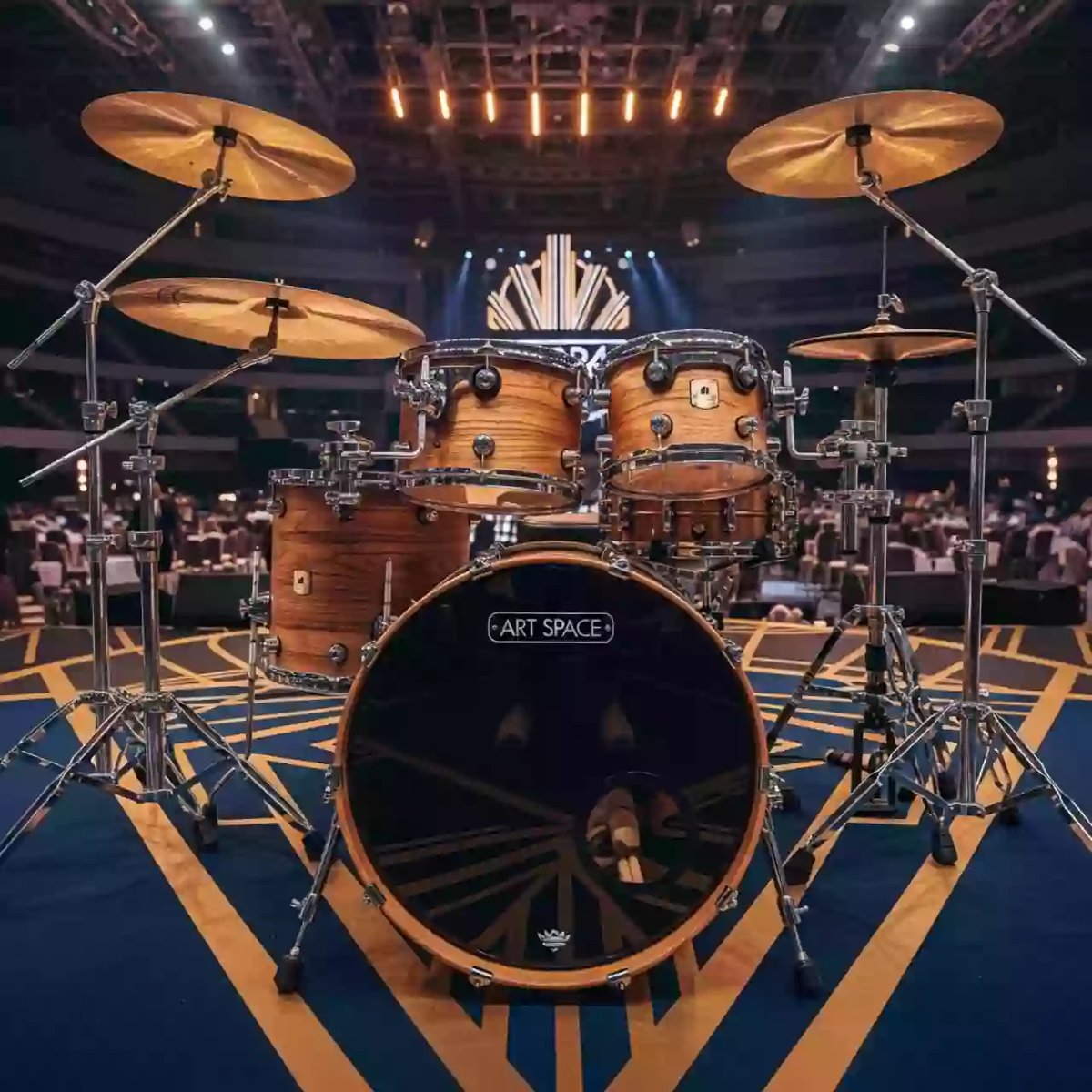 Аренда Барабанная установка Yamaha Oak Custom в ледовом дворце «Большой» — ART SPACE