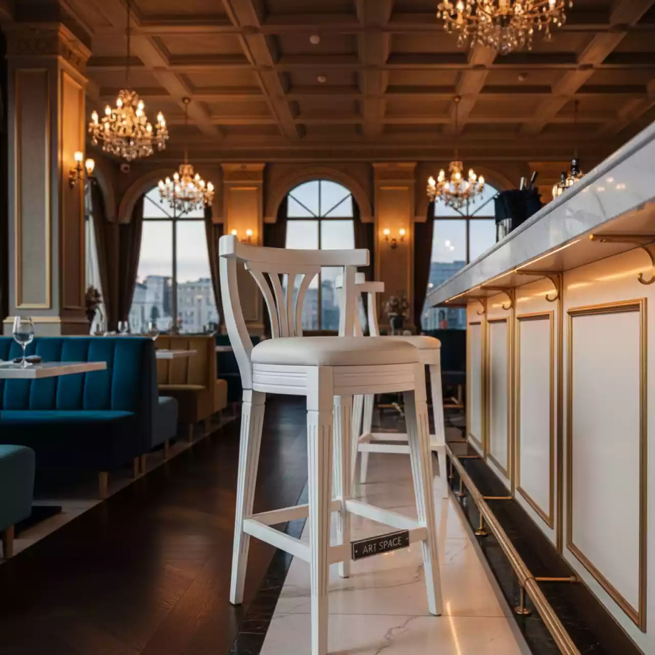 Аренда Барный стул Купер белый в ресторане «Паруса» — ART SPACE