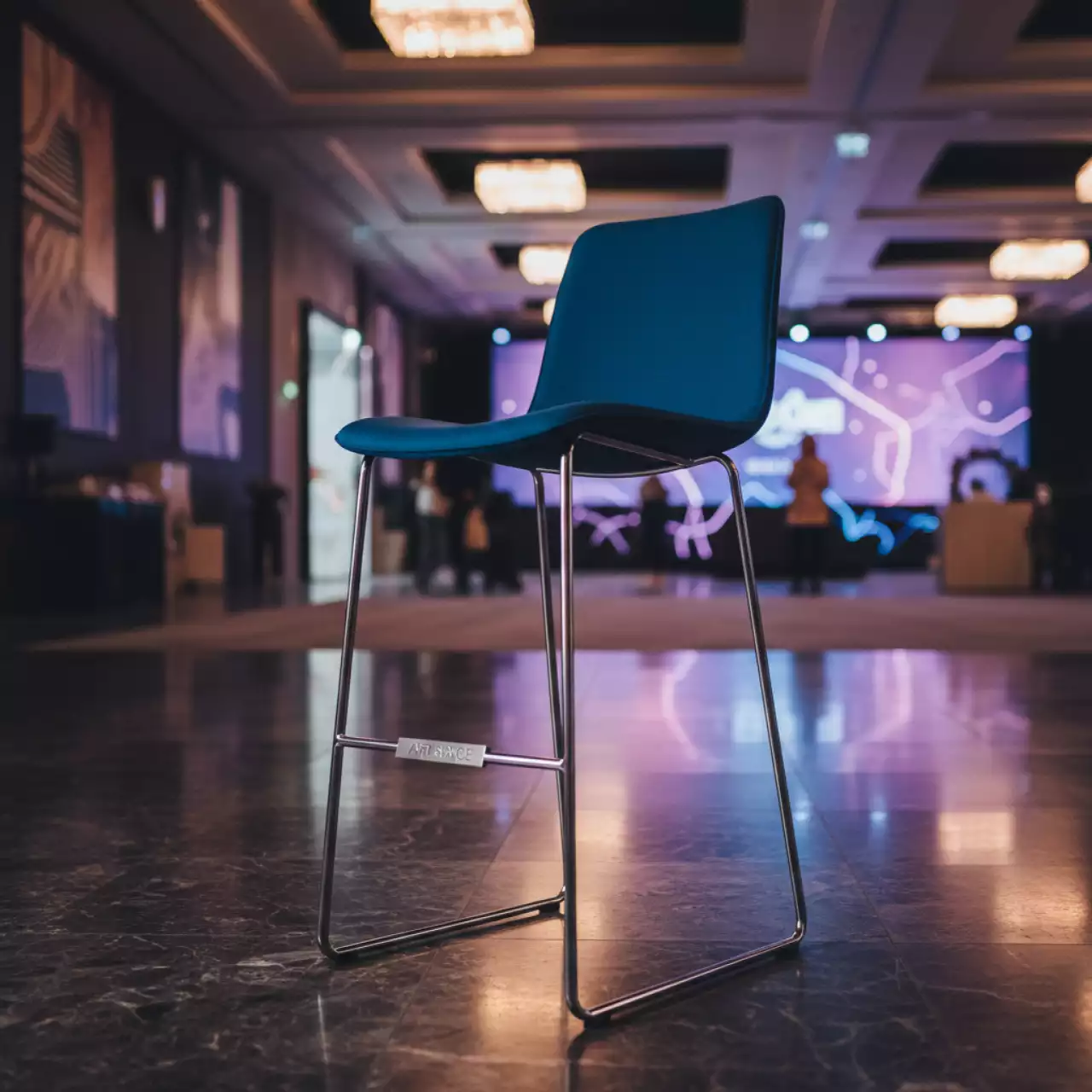 Аренда Барный стул Morbido Blue в Гранд Отель Сочи — ART SPACE
