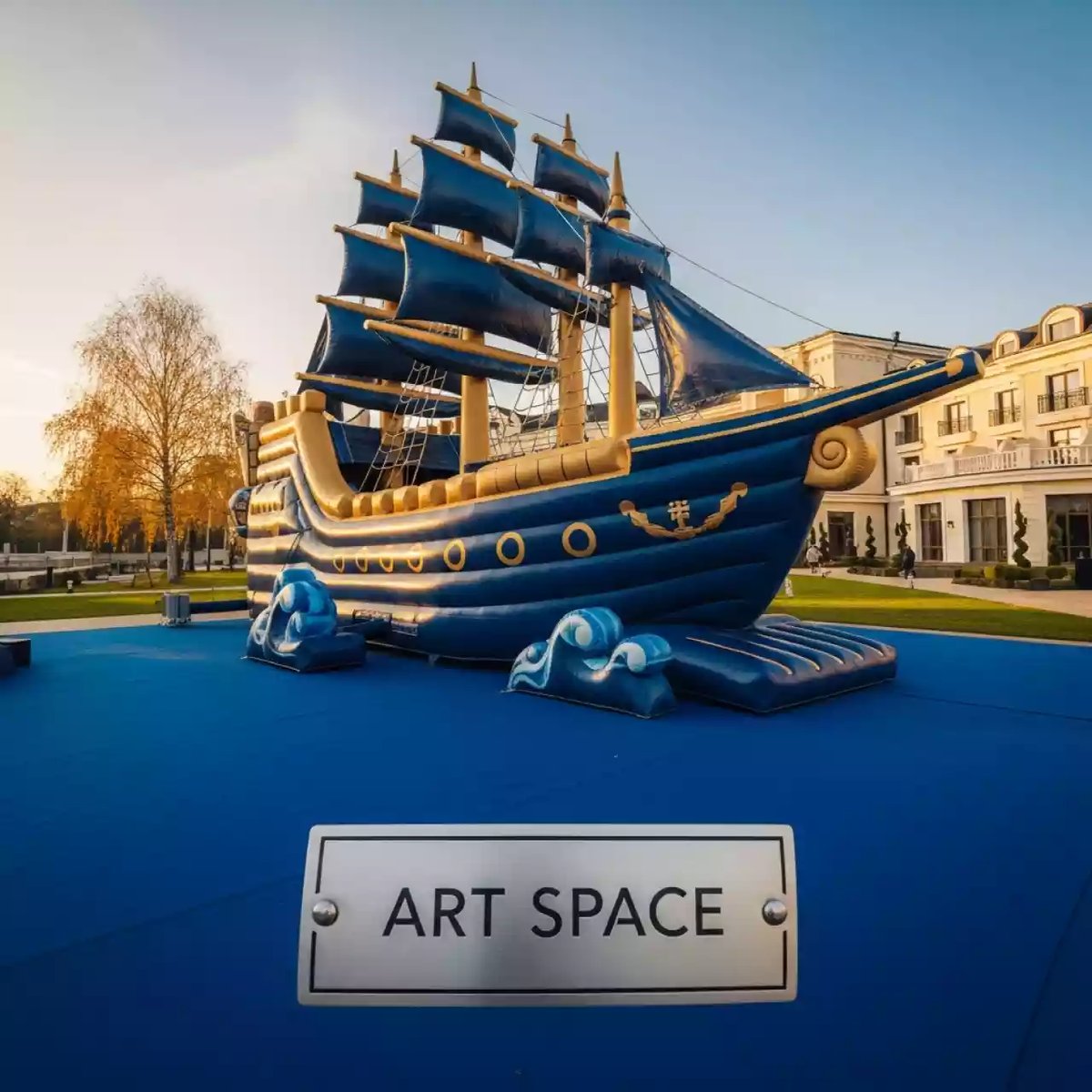 Аренда Батут детский Корабль Эспаньола в Bridge Resort — ART SPACE