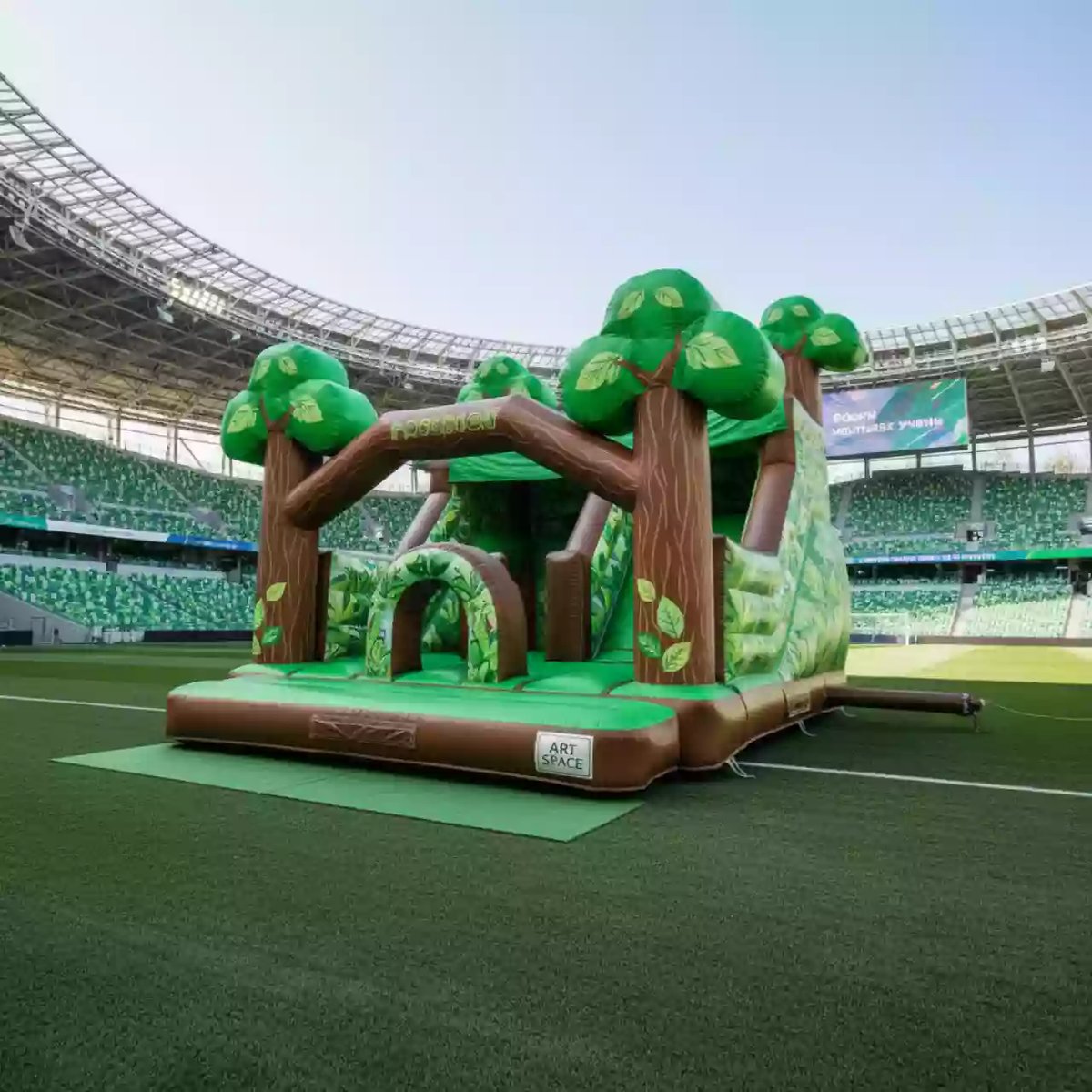 Аренда Батут с горкой Русский лес на арене «Фишт» — ART SPACE