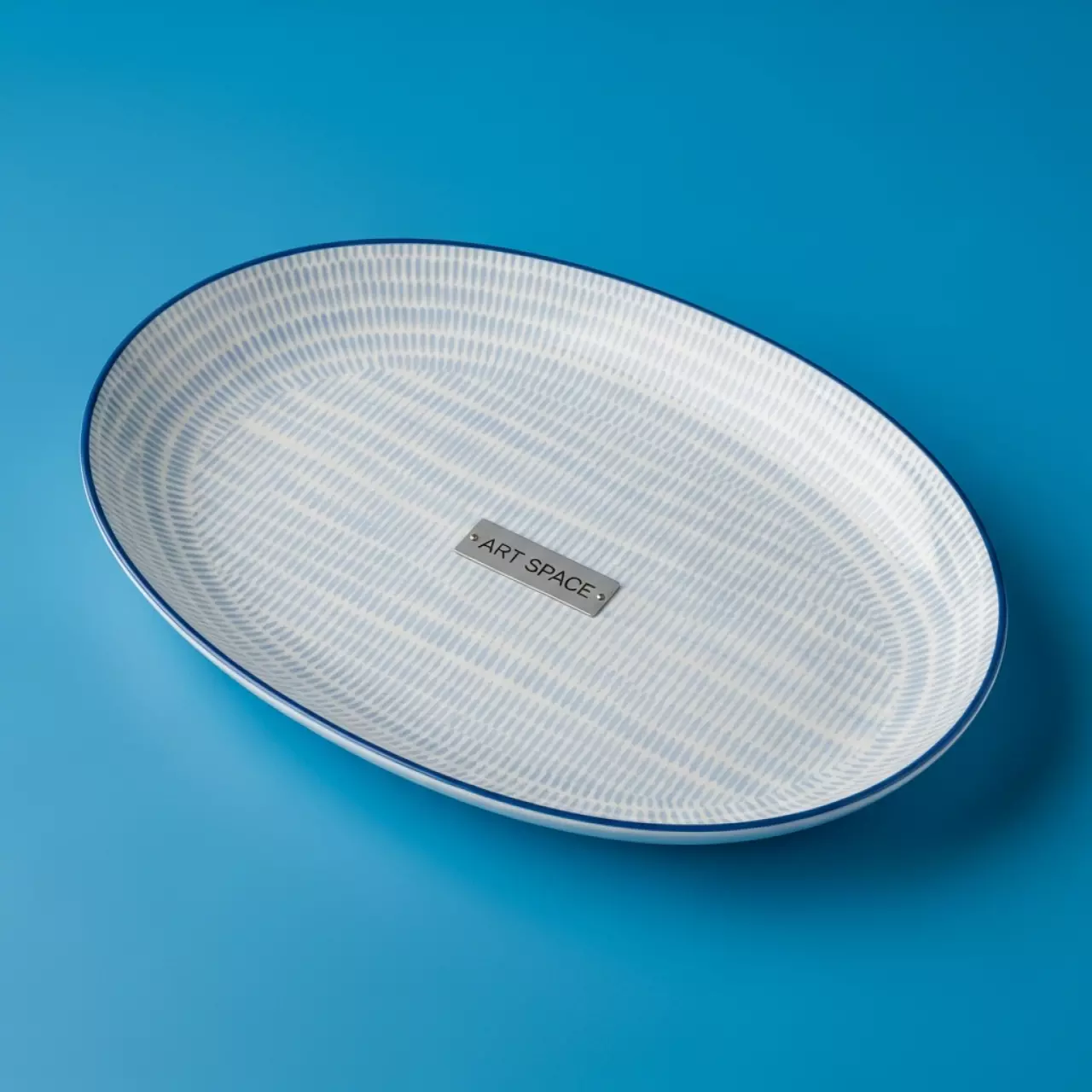 Аренда Блюдо овальное Filet Bleu в ледовой арене «Шайба» — ART SPACE