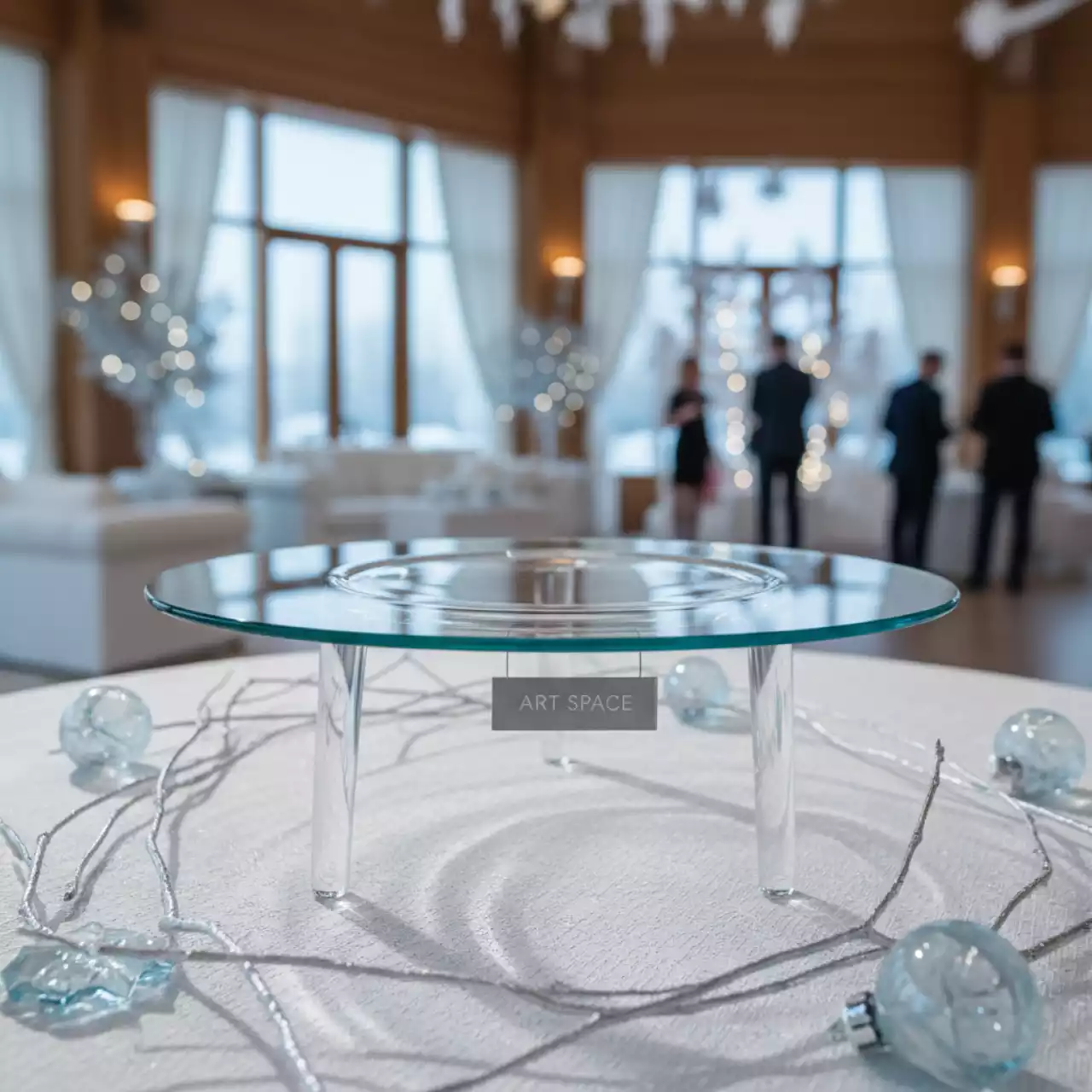 Аренда Блюдо стеклянное круглое на ножках 350 мм в Imeretinskiy Hotel — ART SPACE