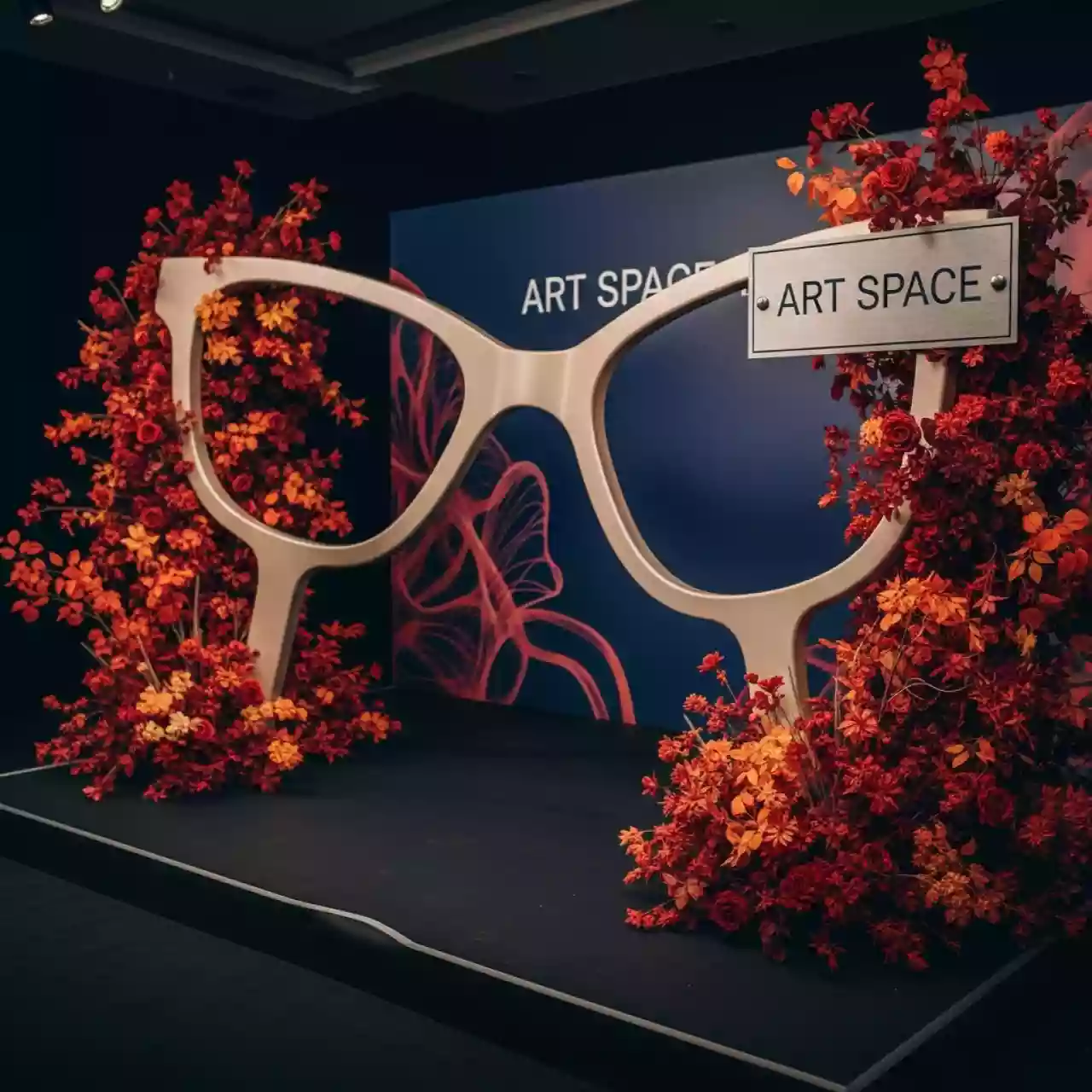 Аренда Бокалы фигурные для фотозоны в конгресс-холле отеля Жемчужина — ART SPACE