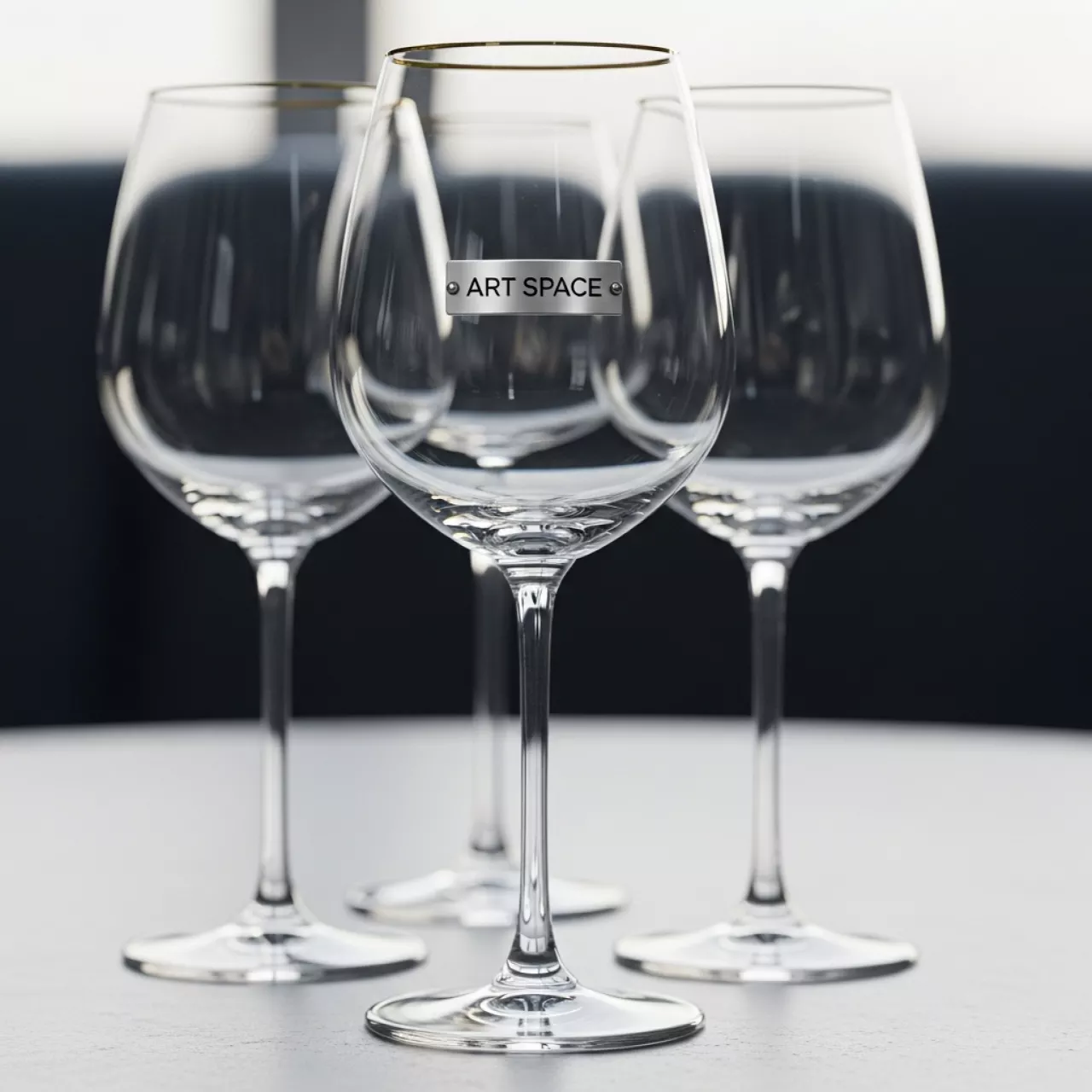 Аренда Бокалы прозрачные с золотым кантом Эванс набор из 4 в зале «Чайка» (Морпорт) — ART SPACE