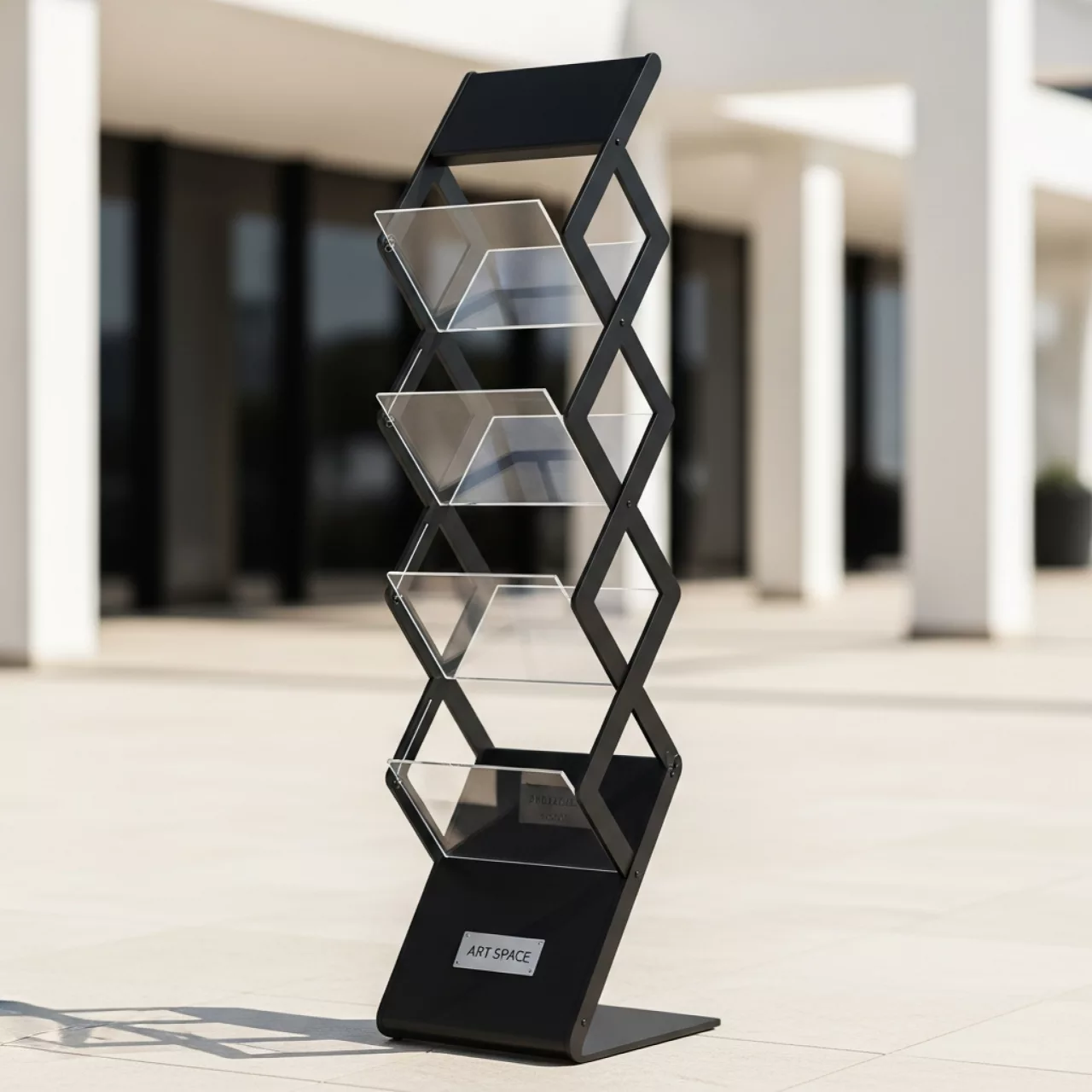 Аренда Буклетница складная А4 черная в Bridge Resort — ART SPACE