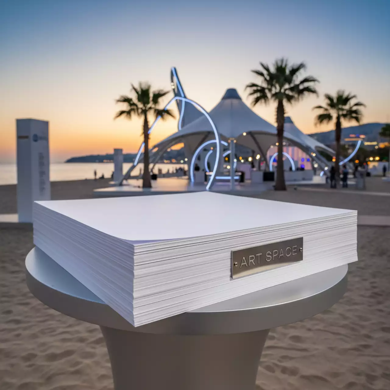 Аренда Бумага Digi Finesse Gloss 170 м² 320х450 мм 250 листов на пляже «Ривьера» — ART SPACE