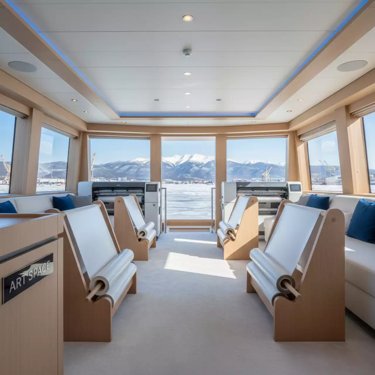 Аренда Бумага рулонная фото Xerox Photo Paper Glossy 235 г м² на VIP теплоходе (Морпорт Сочи) — ART SPACE