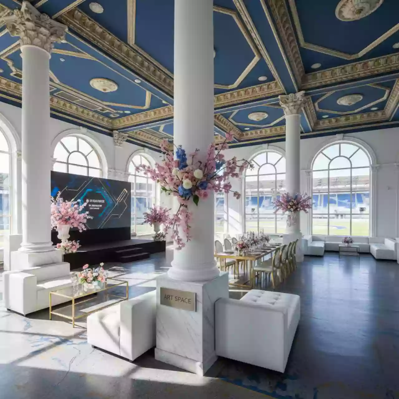 Аренда Центр культурно деловой Мотовилиха выставочный зал на Сочи Автодроме — ART SPACE