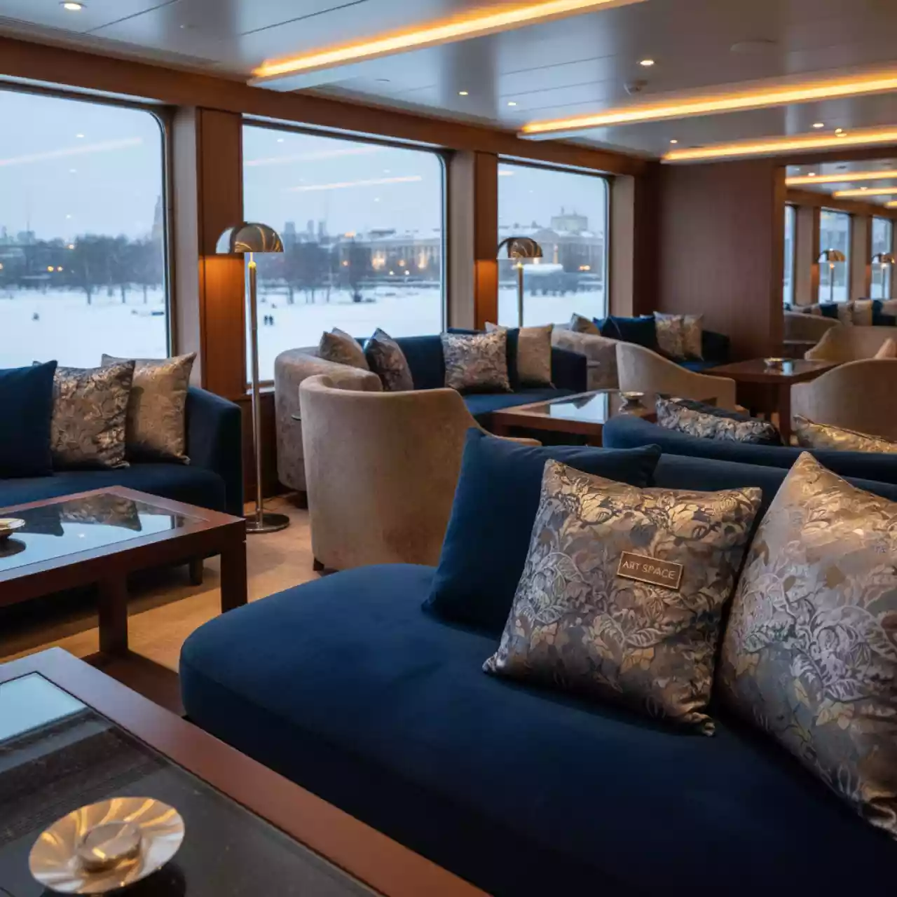 Аренда Чехол для подушек на теплоходе «Дагомыс» — ART SPACE