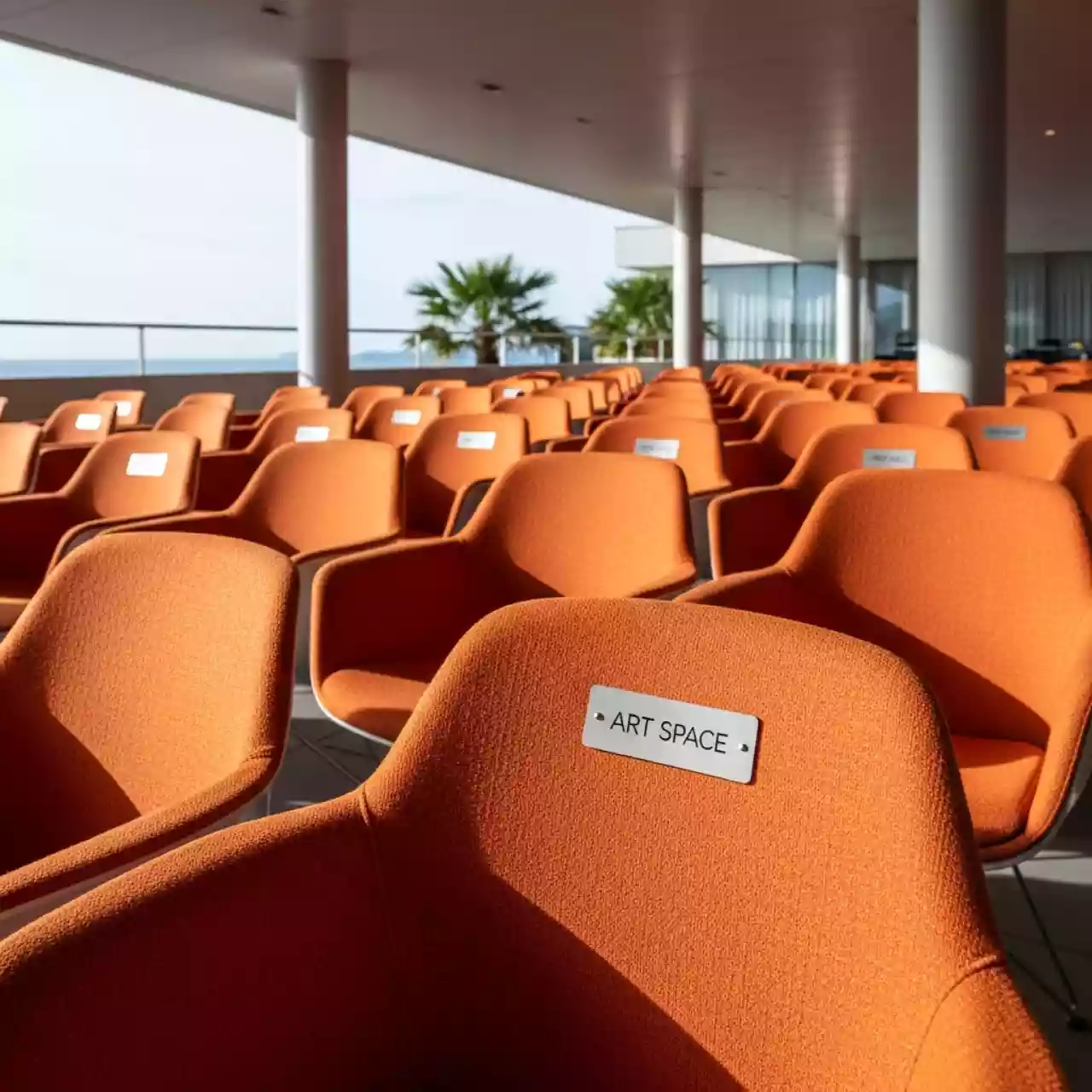 Аренда Чехол Е03 на стул Eames оранжевый в санатории «Сочи» — ART SPACE