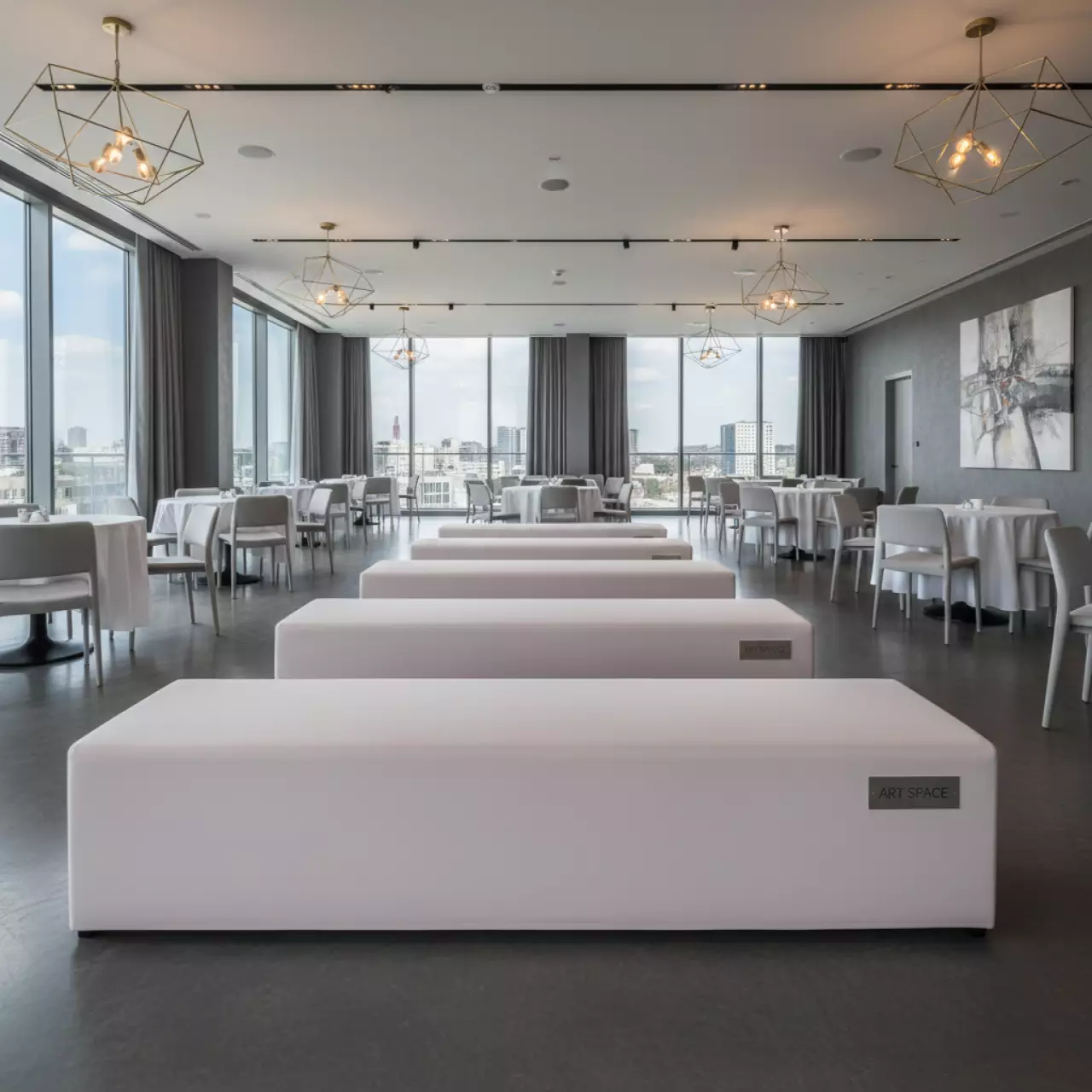 Аренда Чехол на скамью 01 в ресторане «Магеллан» — ART SPACE