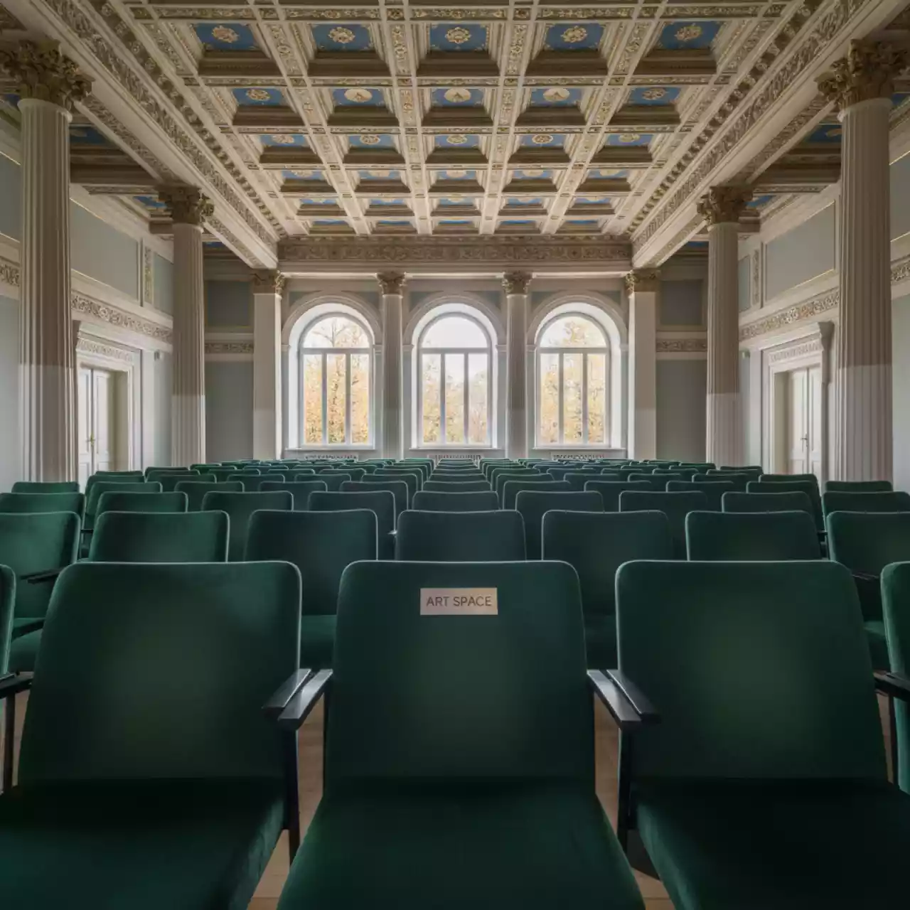 Аренда Чехол на стул Eames E07 зеленый в санатории «Металлург» — ART SPACE