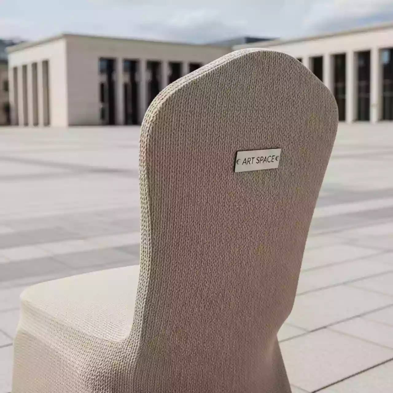 Аренда Чехол на стул Frankfurt "елка" бежевый на Медальной площади — ART SPACE