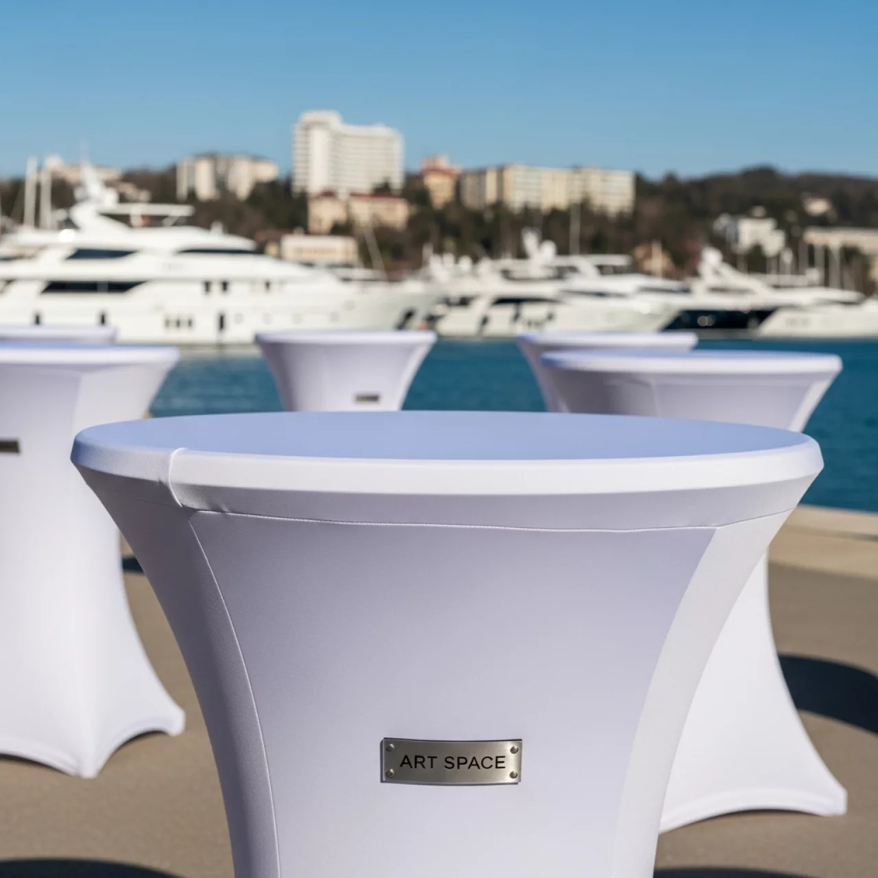 Аренда Чехол стрейч для коктейльного стола на территории Морпорта Сочи — ART SPACE