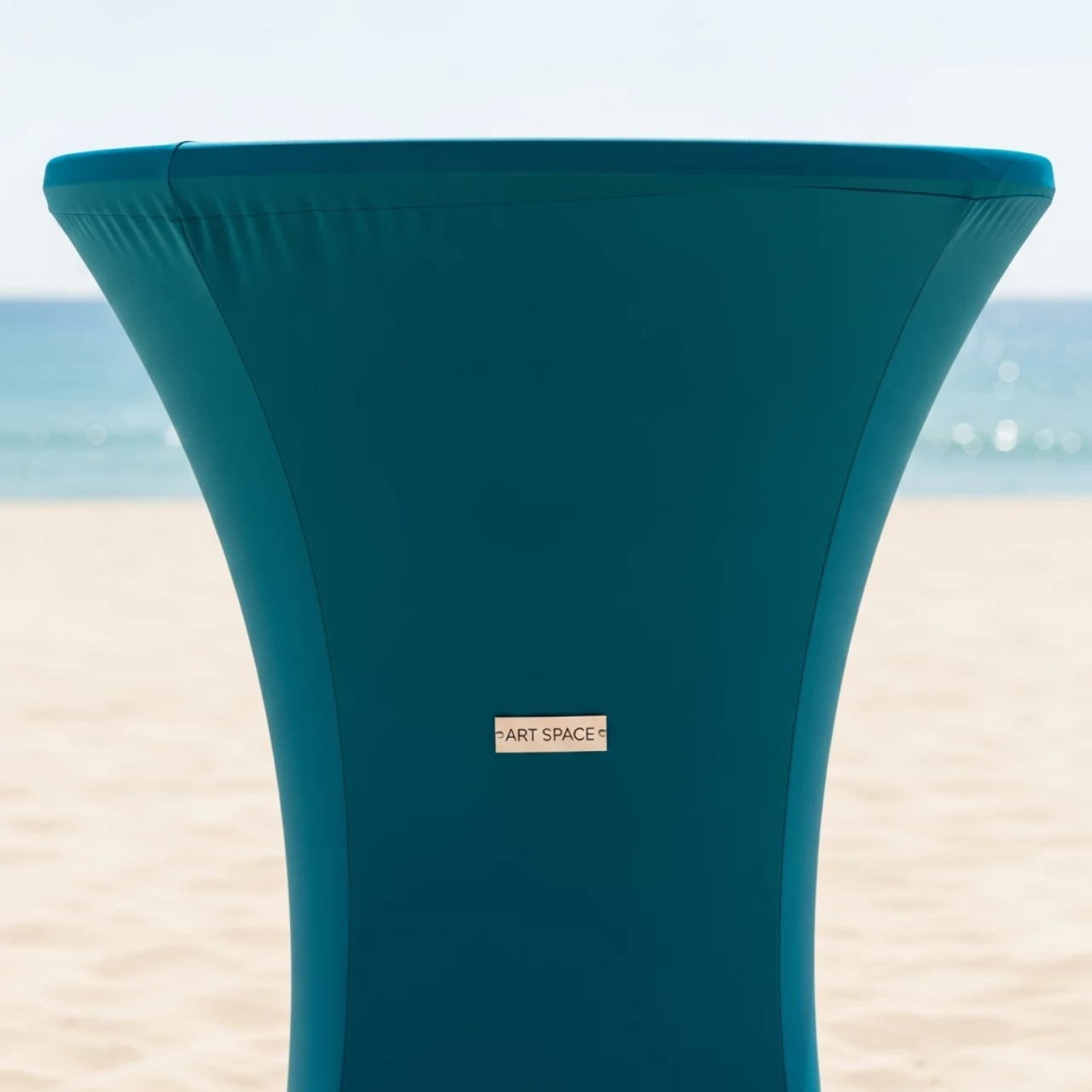 Аренда Чехол стрейч на коктейльный стол морская волна 110х70 на пляже «Ривьера» — ART SPACE