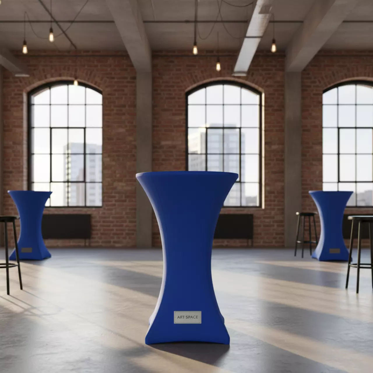 Аренда Чехол стрейч на коктейльный стол в лофте «Студия 21» — ART SPACE