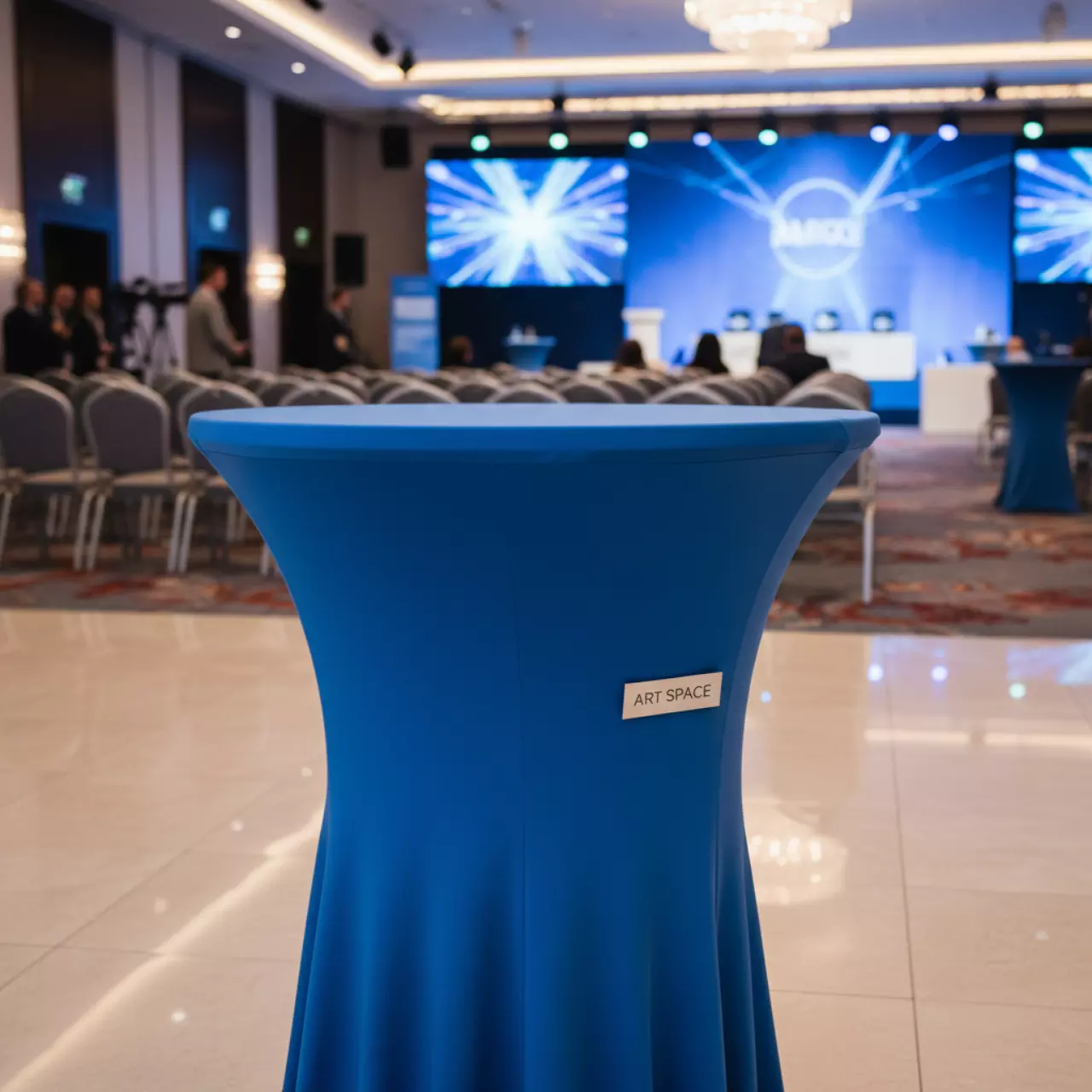 Аренда Чехол стрейч с юбкой для коктейльного стола D 70 см синий в Sochi Marriott Krasnaya Polyana — ART SPACE