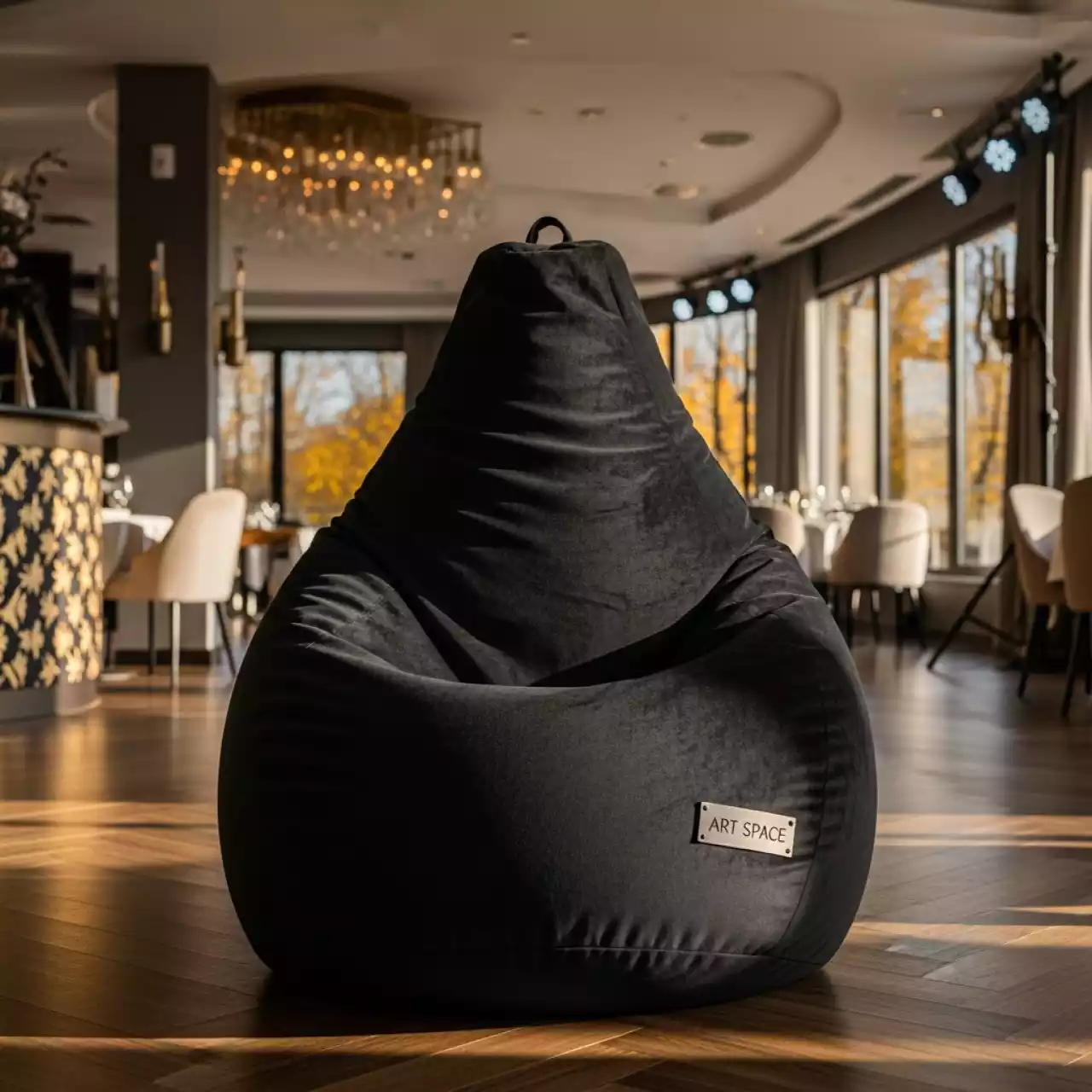 Аренда Чехол велюровый на кресло мешок Груша черный в ресторане «La Terrazza» — ART SPACE