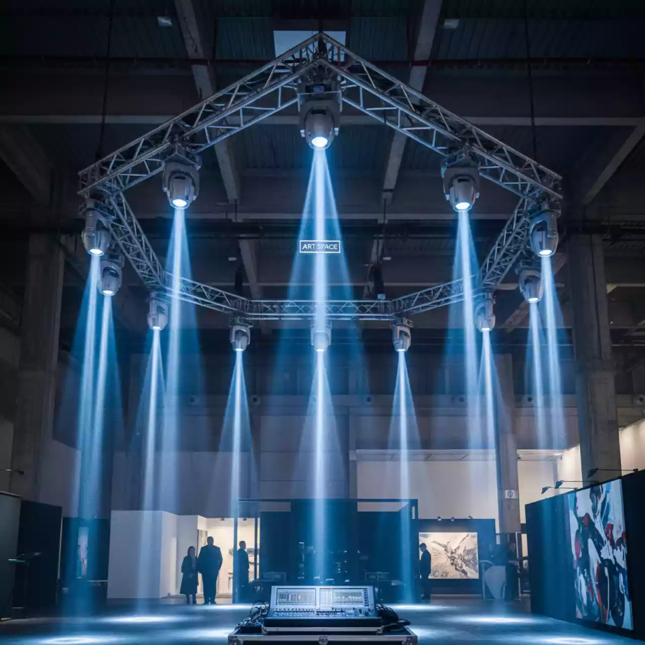 Аренда Цветомузыка Румба белые лучи в Cosmos Sochi Hotel — ART SPACE