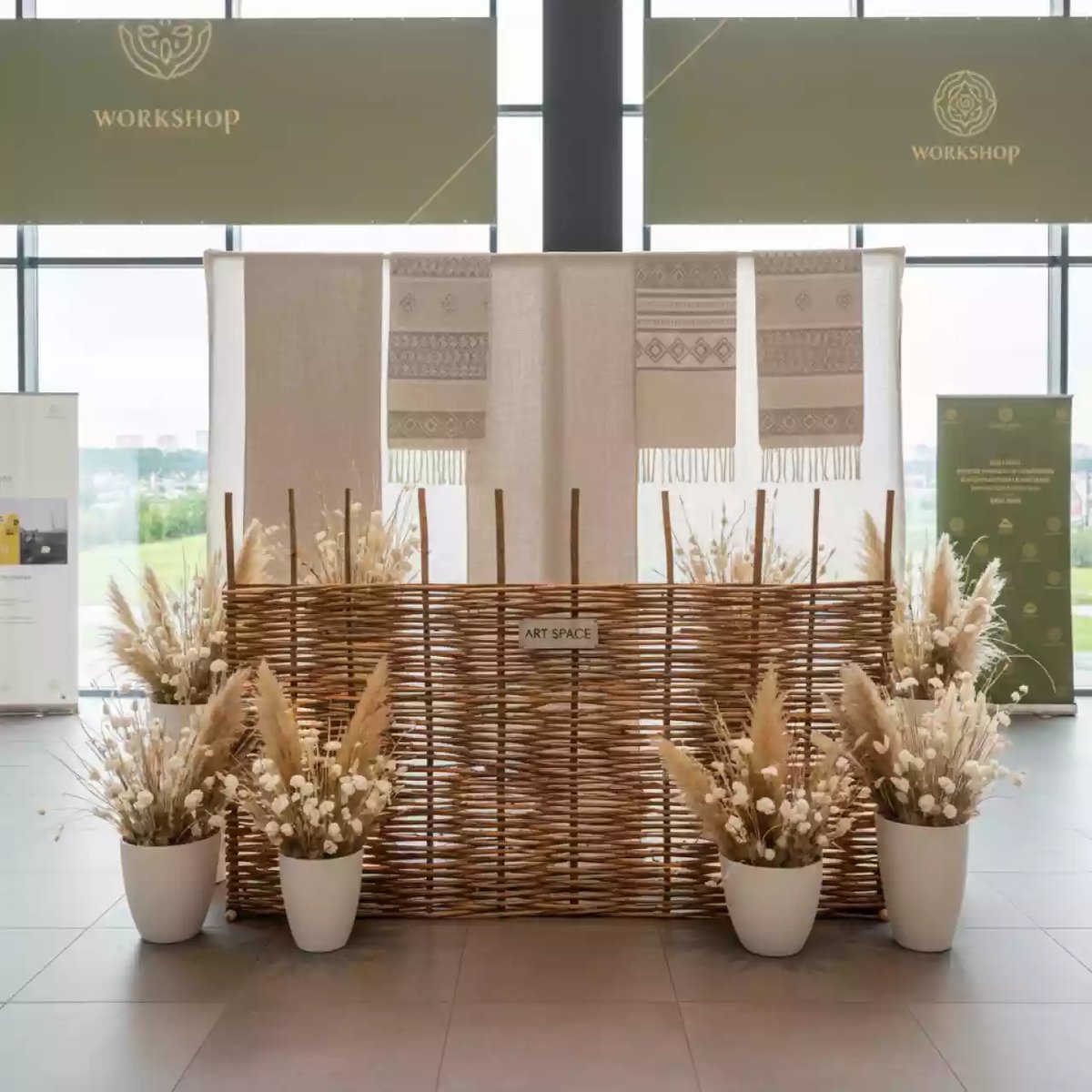 Аренда Декор фотозона в стиле украинского села в Bridge Resort — ART SPACE