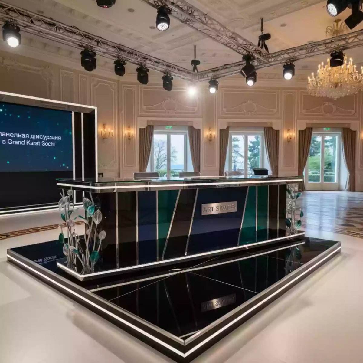 Аренда Декорация стол Ивана Урганта в Grand Karat Sochi — ART SPACE