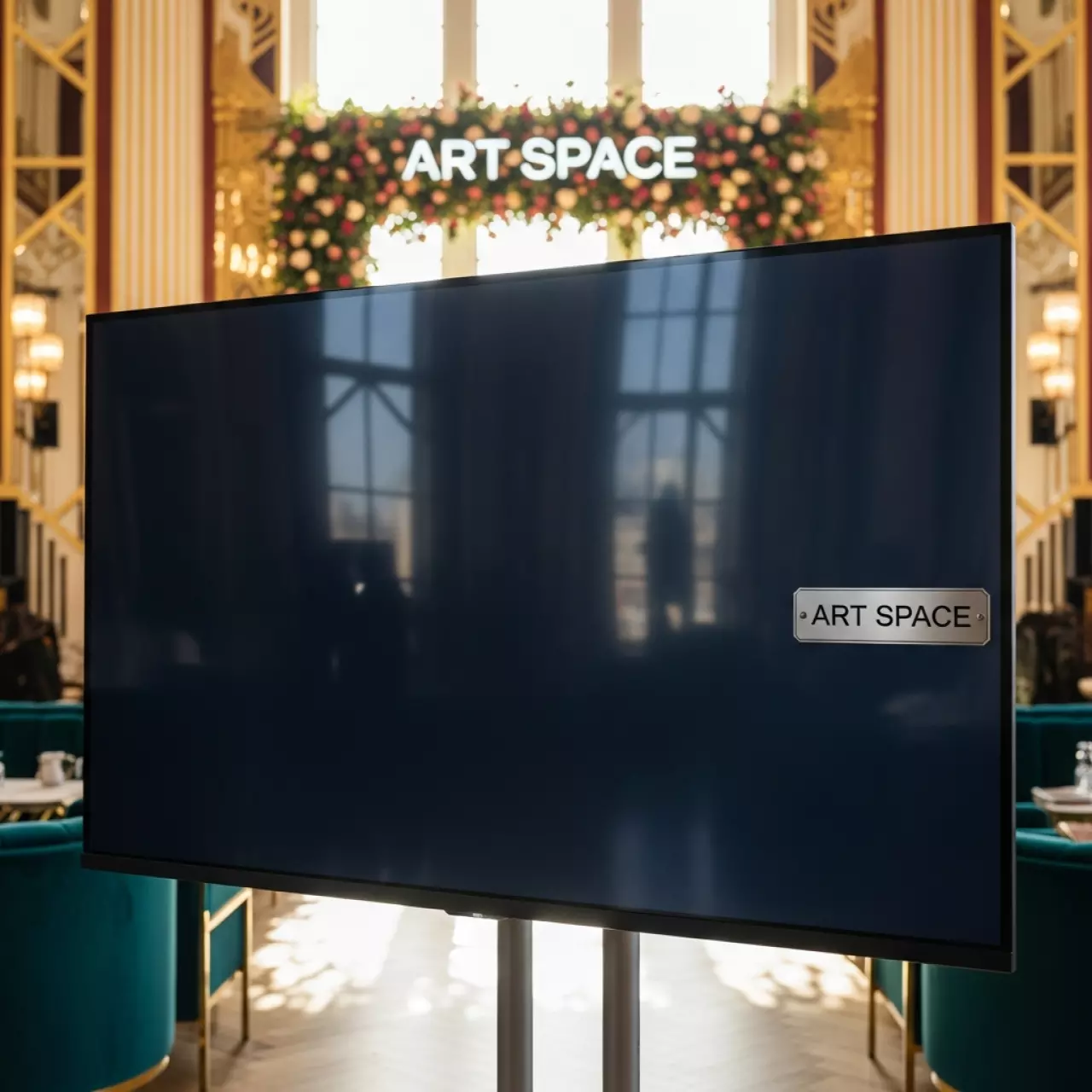 Аренда Дисплей Iiyama LE5540S B1 в комплексе «Дагомыс» — ART SPACE