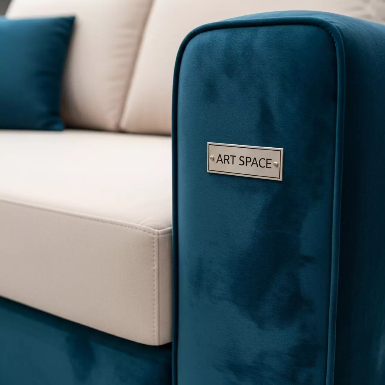 Аренда Диван 88 на арене «Фишт» — ART SPACE