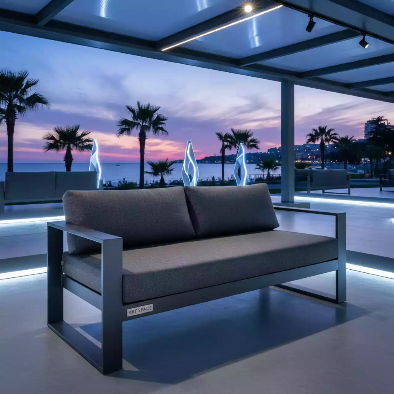 Аренда Диван антрацит темно серый алюминиевый Lund в санатории «Черноморье» — ART SPACE