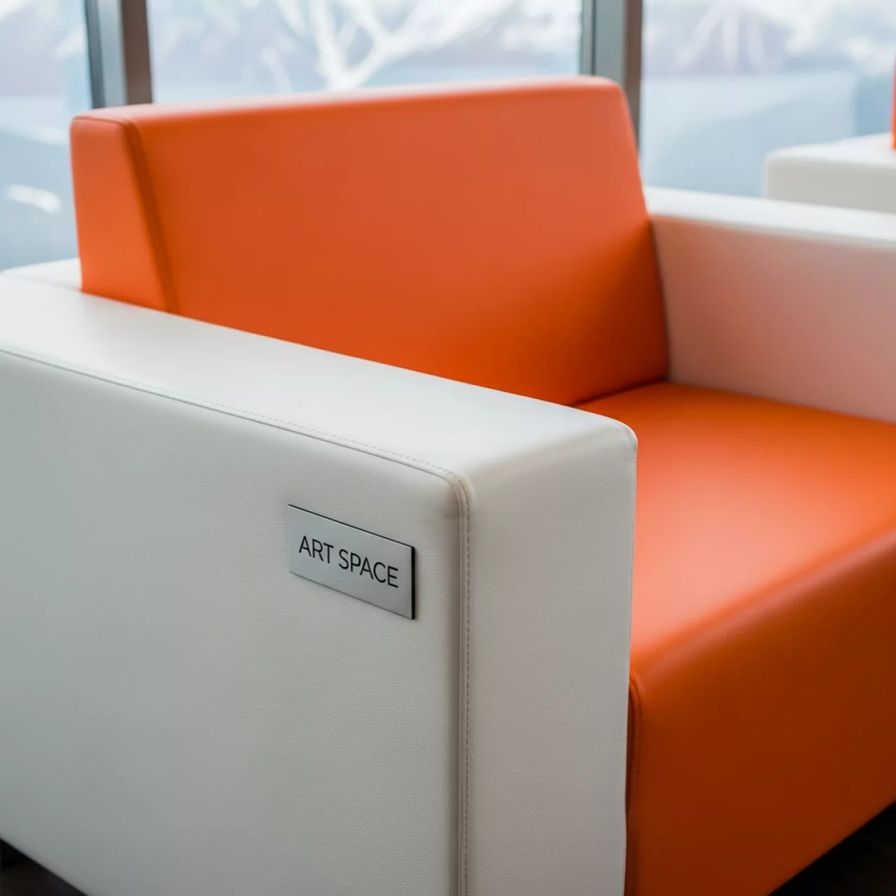 Аренда Диван бело оранжевый Cube из экокожи в Rixos Krasnaya Polyana — ART SPACE