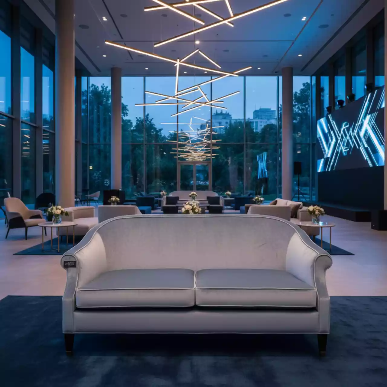 Аренда Диван двухместный Andrian silver blue в Rodina Grand Hotel & SPA — ART SPACE