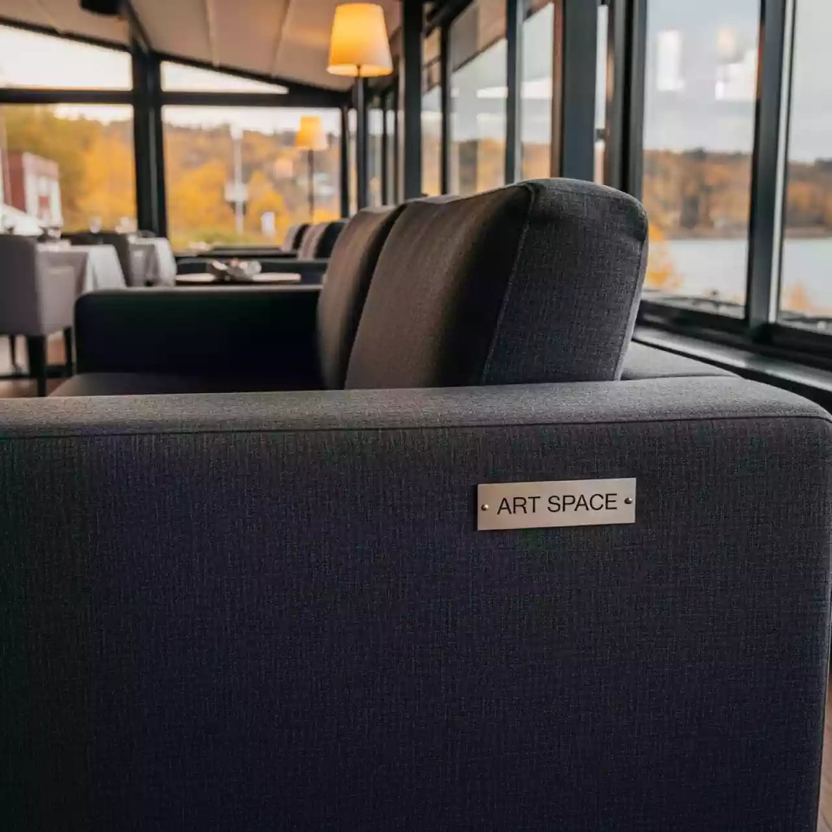 Аренда Диван Helex Positano 4 местный в ресторане «D.O.M» — ART SPACE