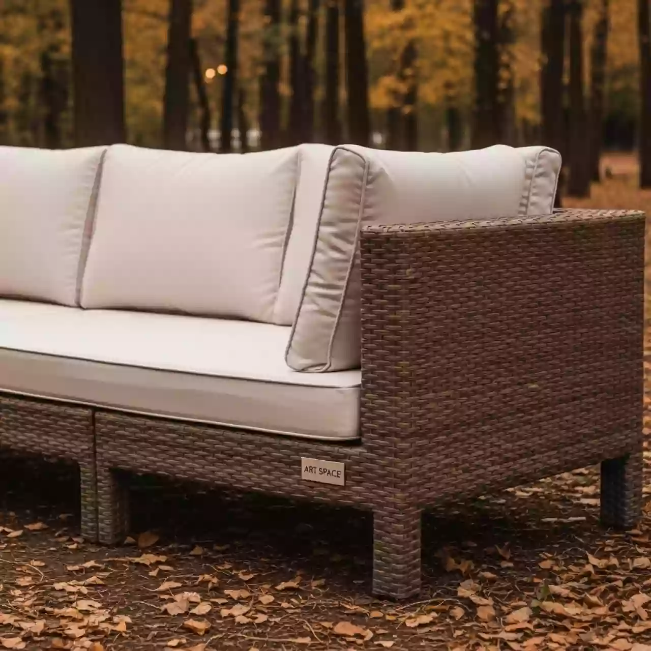 Аренда Диван из искусственного ротанга YH C3230W bronze в ресторане «Плакучая Ива» — ART SPACE