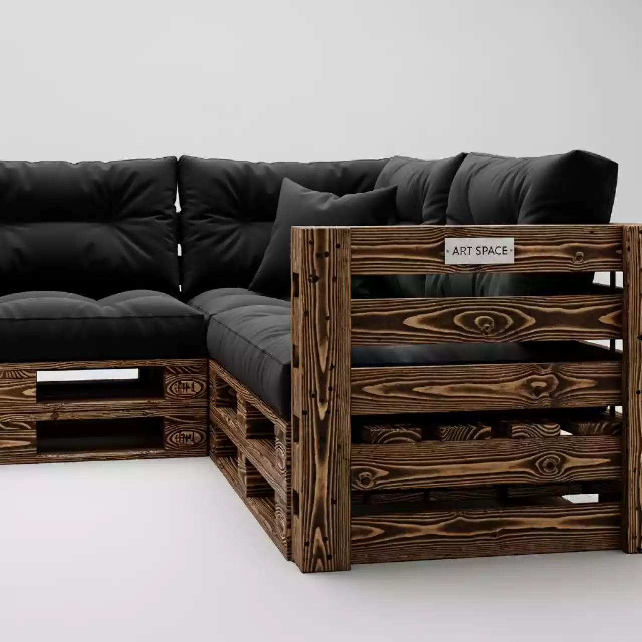 Аренда Диван из обожженных паллет угловой с подушкой черного цвета в санатории «Русь» — ART SPACE