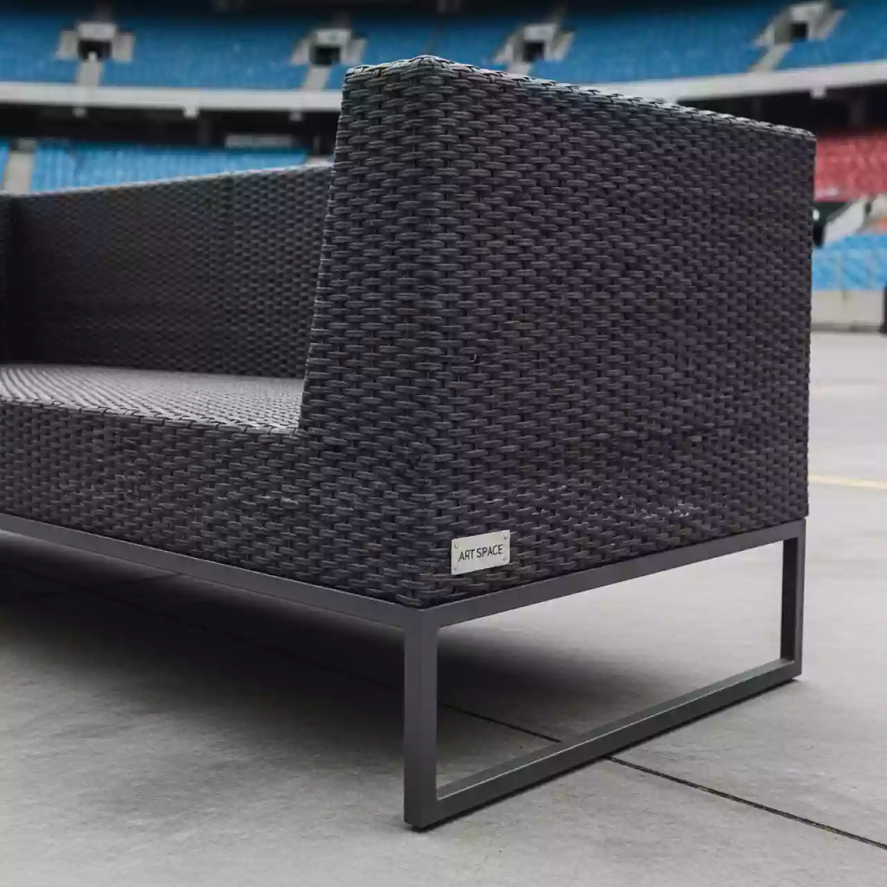 Аренда Диван лаунж плетеный 356 Outdoor Woven на арене «Фишт» — ART SPACE