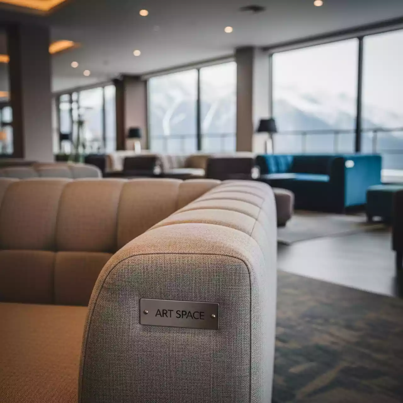 Аренда Диван LOTUS Modern в Radisson Hotel Rosa Khutor — ART SPACE