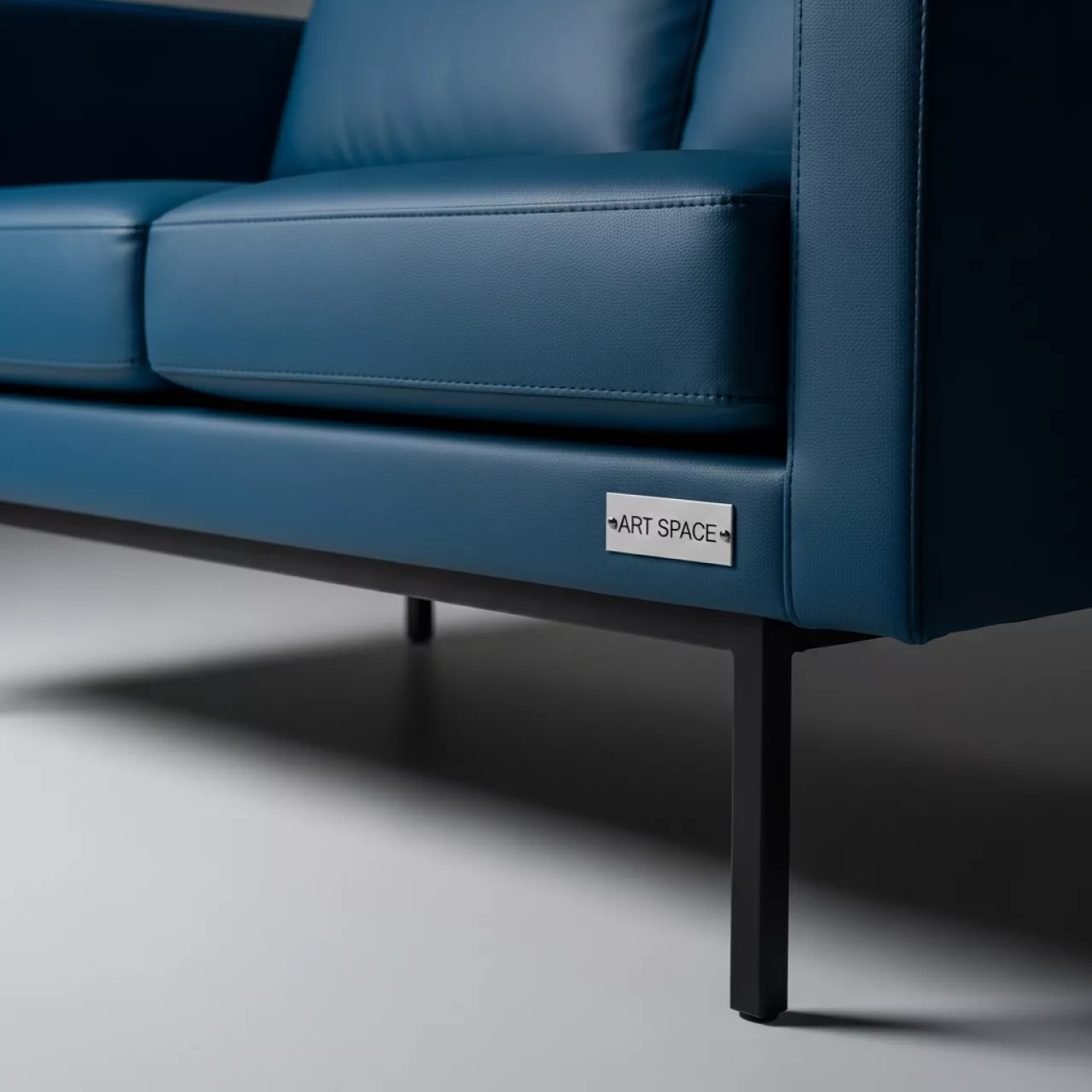 Аренда Диван Марсель New кожзам Hi Dolaro 22 синий каркас черный муар в Swissôtel Resort Sochi Kamelia — ART SPACE