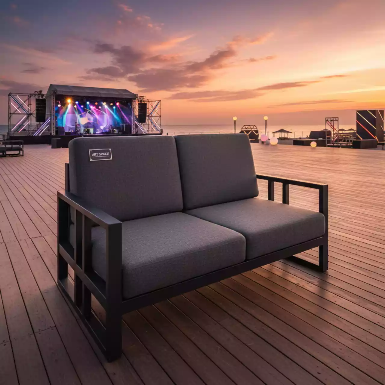 Аренда Диван мягкий двухместный с высокой спинкой Bold на пляжных клубах Хосты — ART SPACE