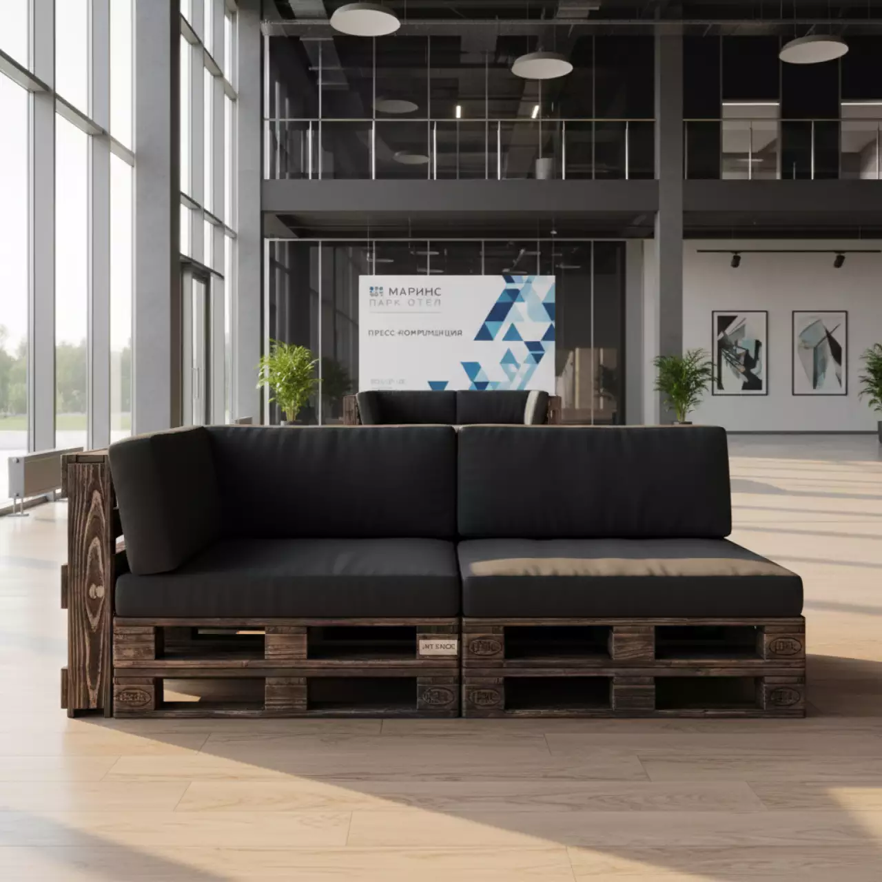 Аренда Диван паллетный модульный обожженное дерево с черными подушками в Маринс Парк Отеле — ART SPACE