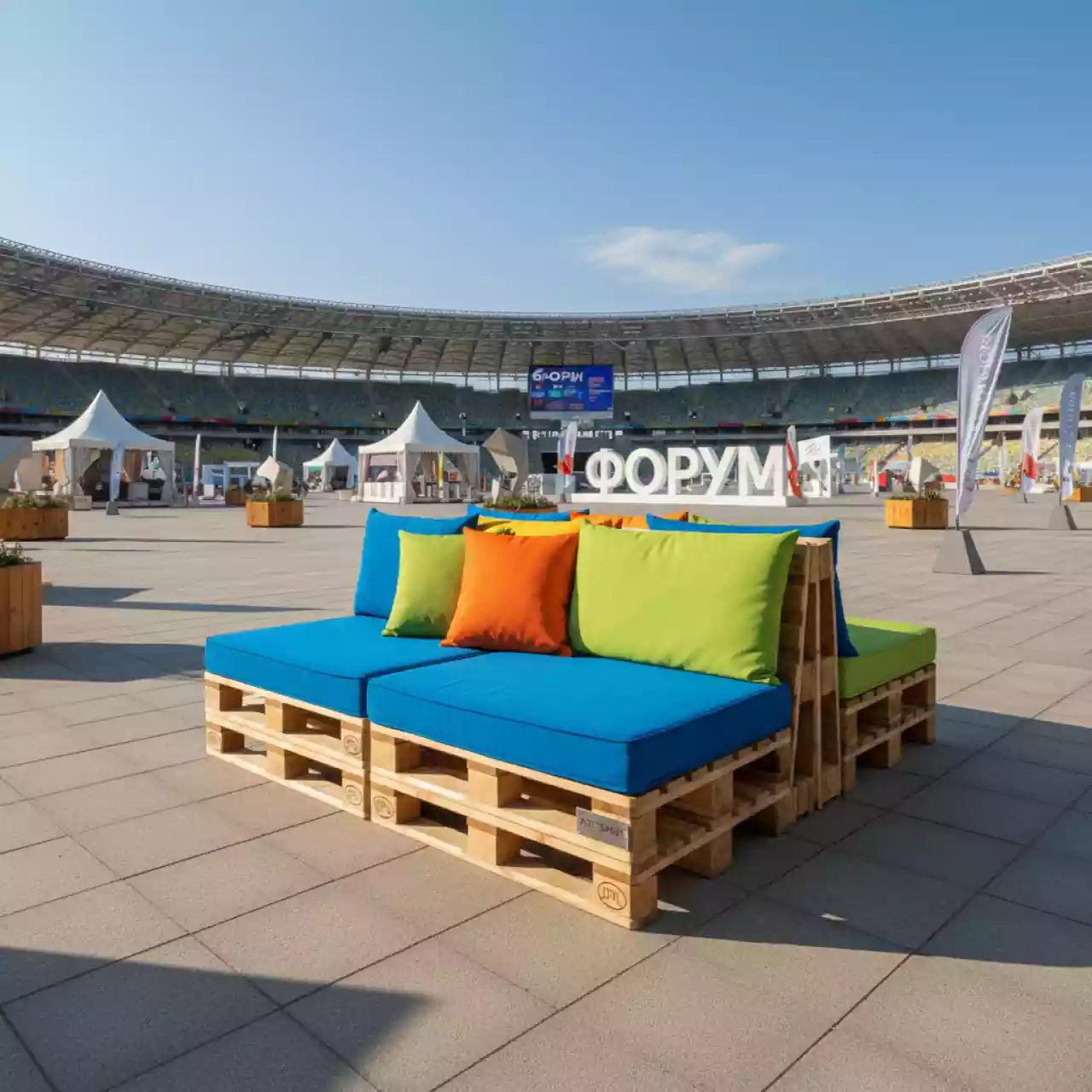 Аренда Диван паллетный на арене «Фишт» — ART SPACE