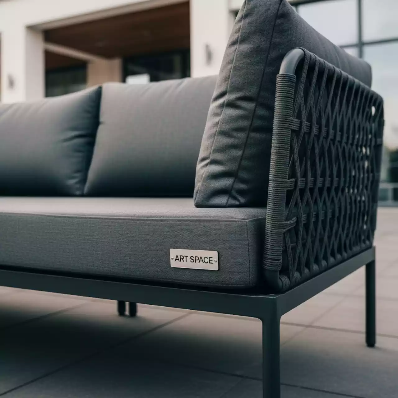 Аренда Диван плетеный VER S 3.001 RAL7024 Mua d grey d gray на вилле «Анна» — ART SPACE