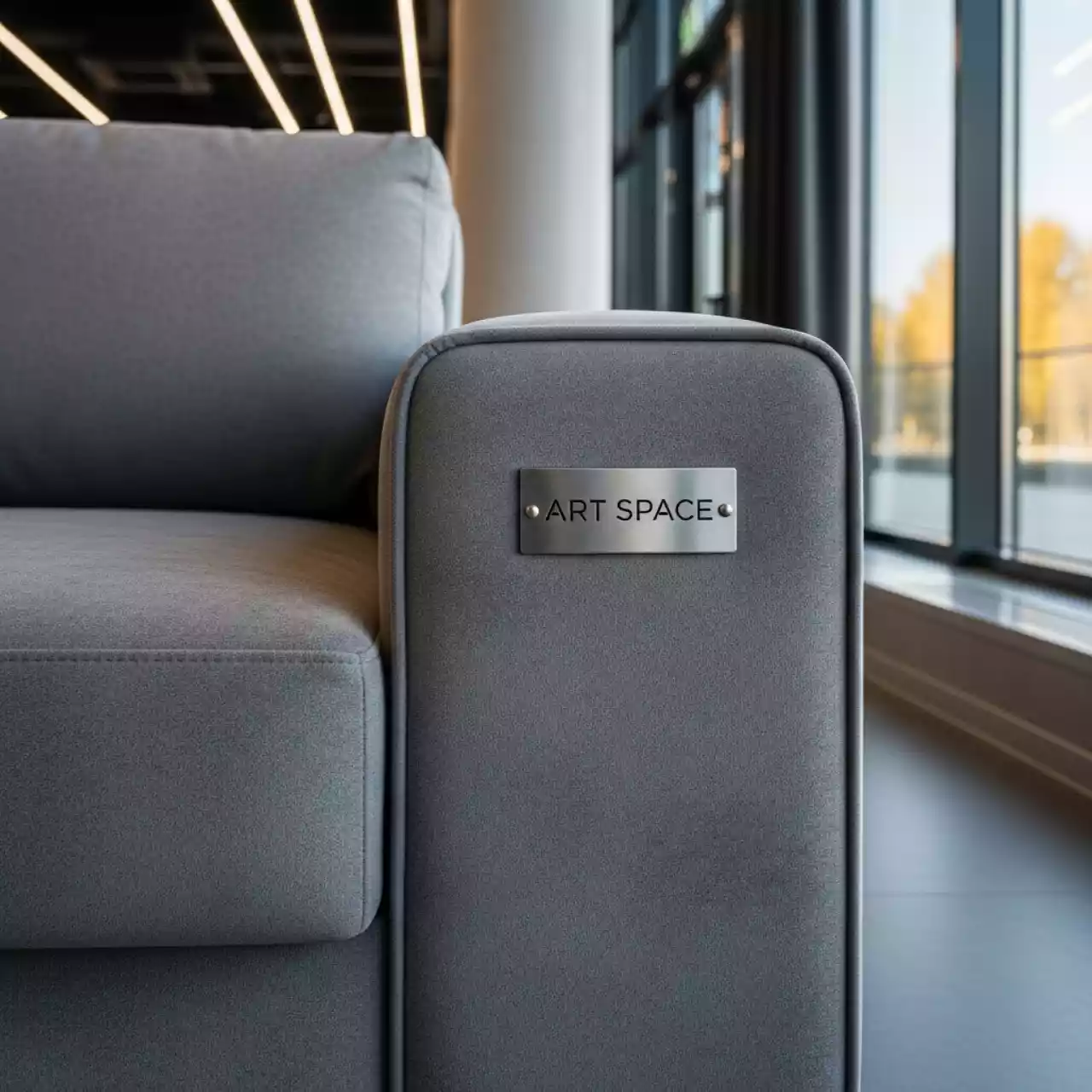 Аренда Диван прямой Дрезден велюр серый в Сириус Арене — ART SPACE