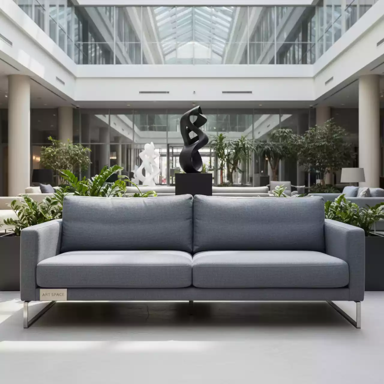 Аренда Диван серый Bajanetti в Courtyard by Marriott Sochi — ART SPACE