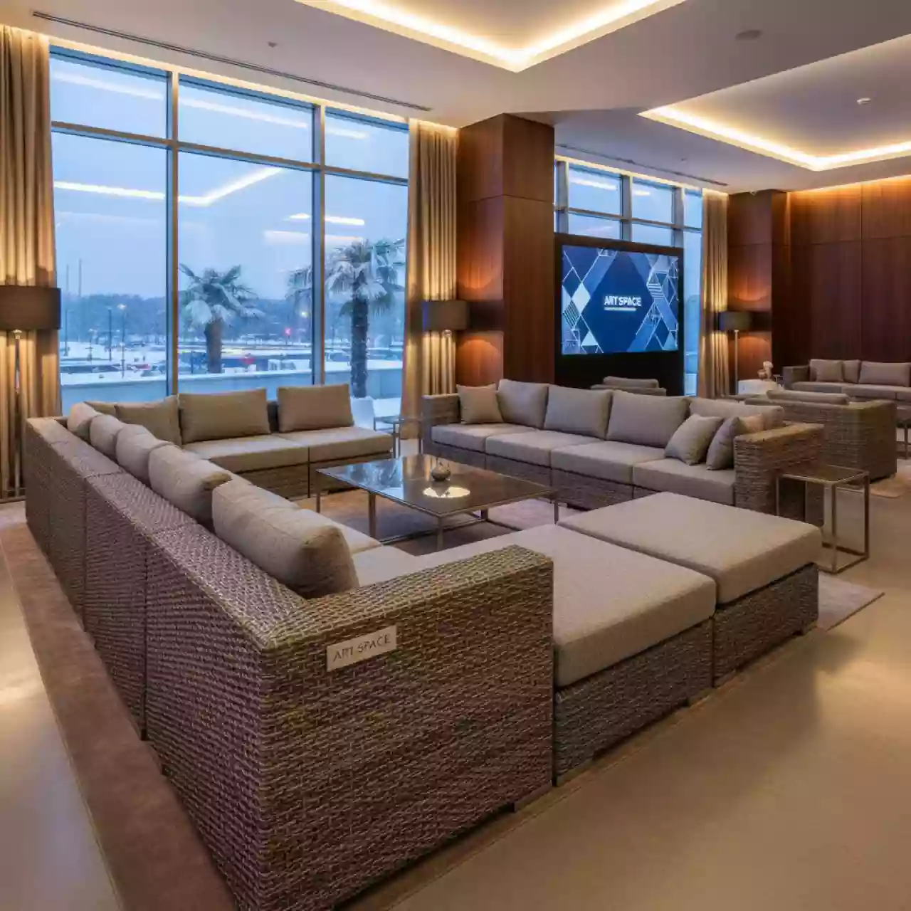 Аренда Диван трансформер из искусственного ротанга YH C1033W set graphite в Mercure Сочи Центр — ART SPACE