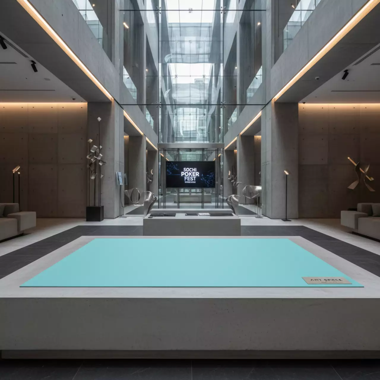 Аренда Дизайнерская бумага светло бирюзовая HPG Vivid 120 г м² 787x1092 мм в Rodina Grand Hotel & SPA — ART SPACE