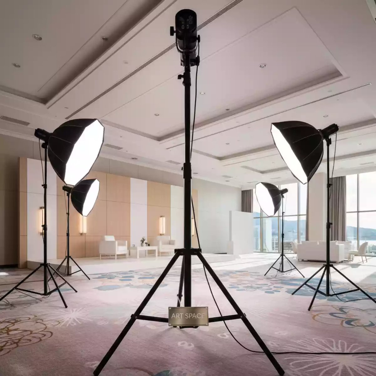 Аренда Дневное освещение в Grand Karat Sochi — ART SPACE