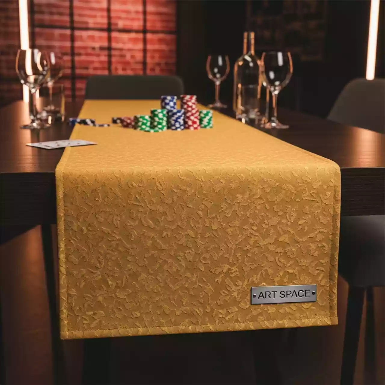 Аренда Дорожка журавинка золотая 3 м в лофте «Студия 21» — ART SPACE