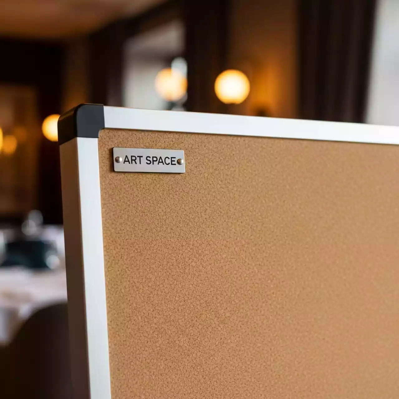 Аренда Доска пробковая Brauberg 60х90 см в ресторане «Плакучая Ива» — ART SPACE